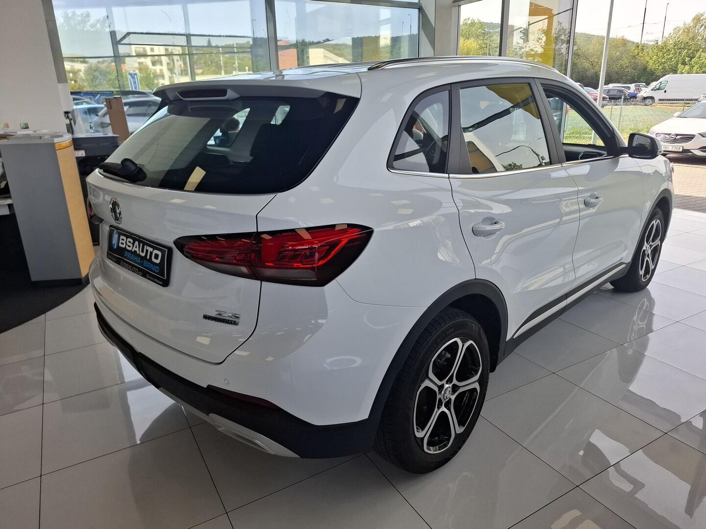 MG ZS, 1.5HEV 75KW Emotion 2025 - fotka 3