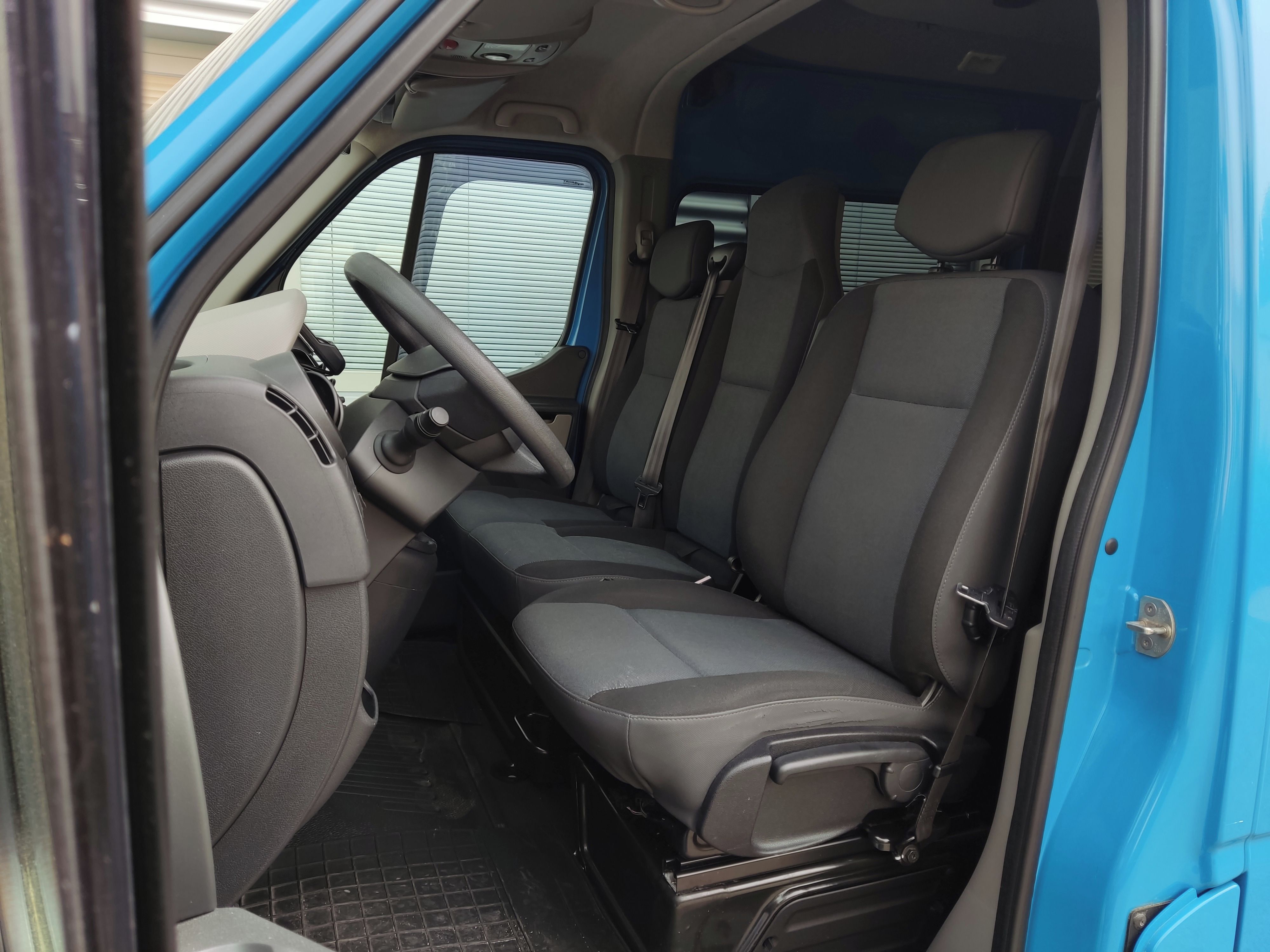Renault Master, 2.3 dCi 92 kW 9-míst - fotka 6