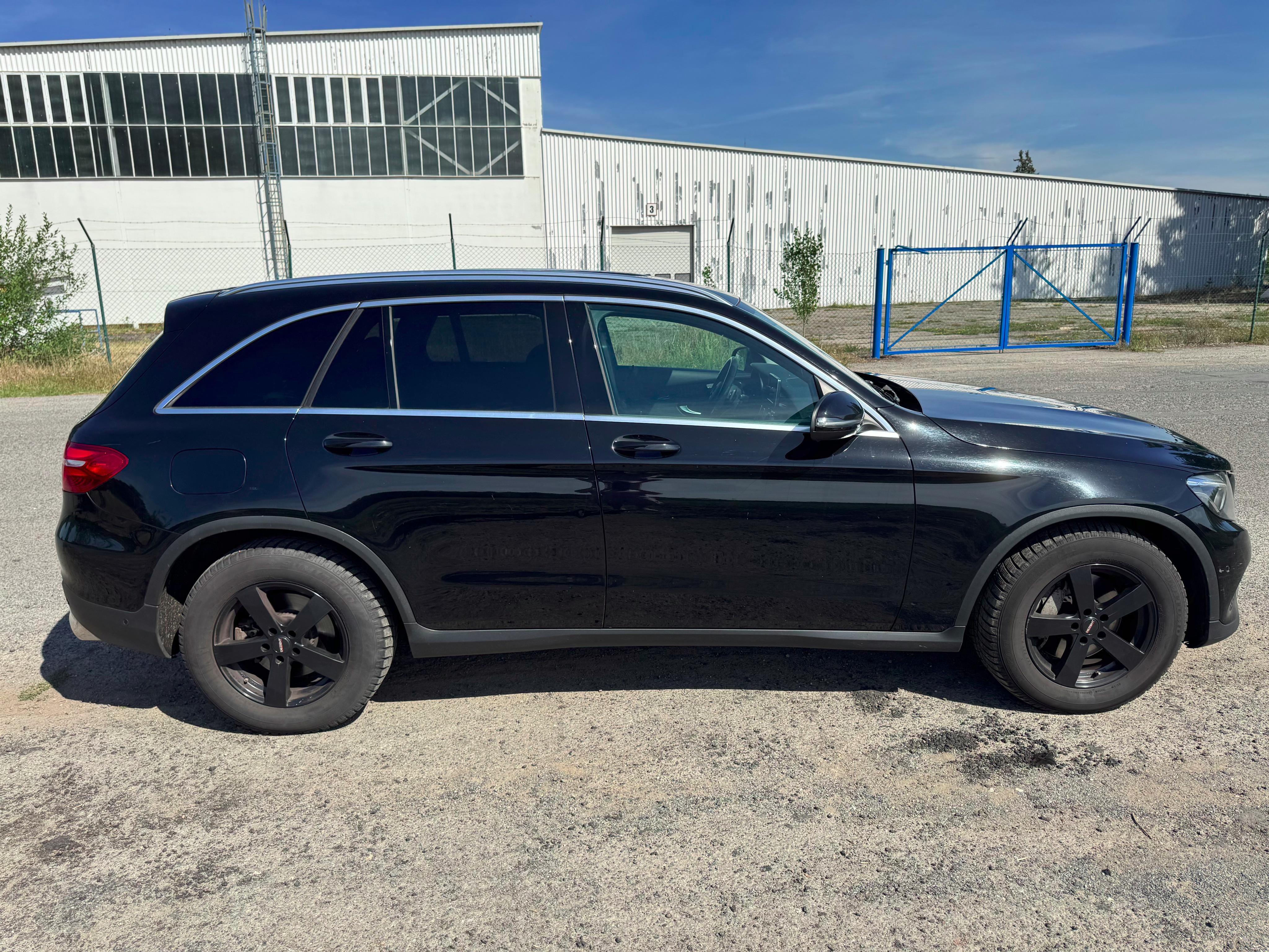 Mercedes-Benz GLC, 220d 4MATIC - fotka 5