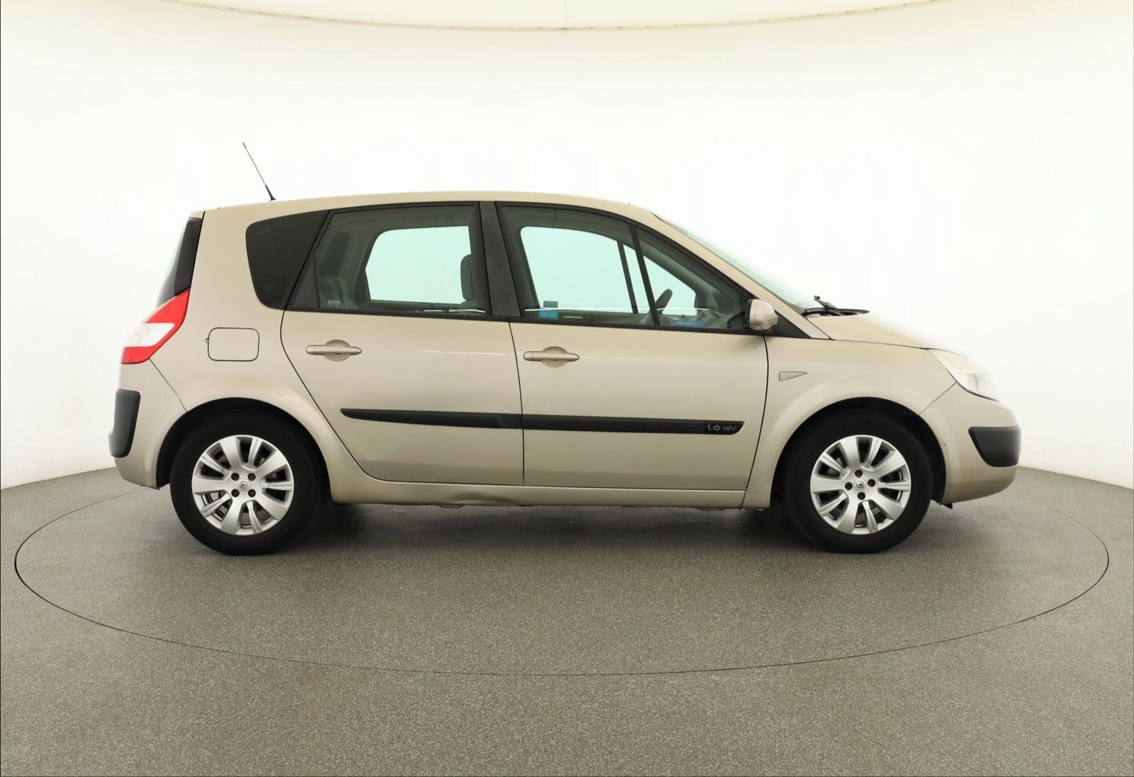 Renault Scénic, 1.6 16V, Automatická klima - fotka 6