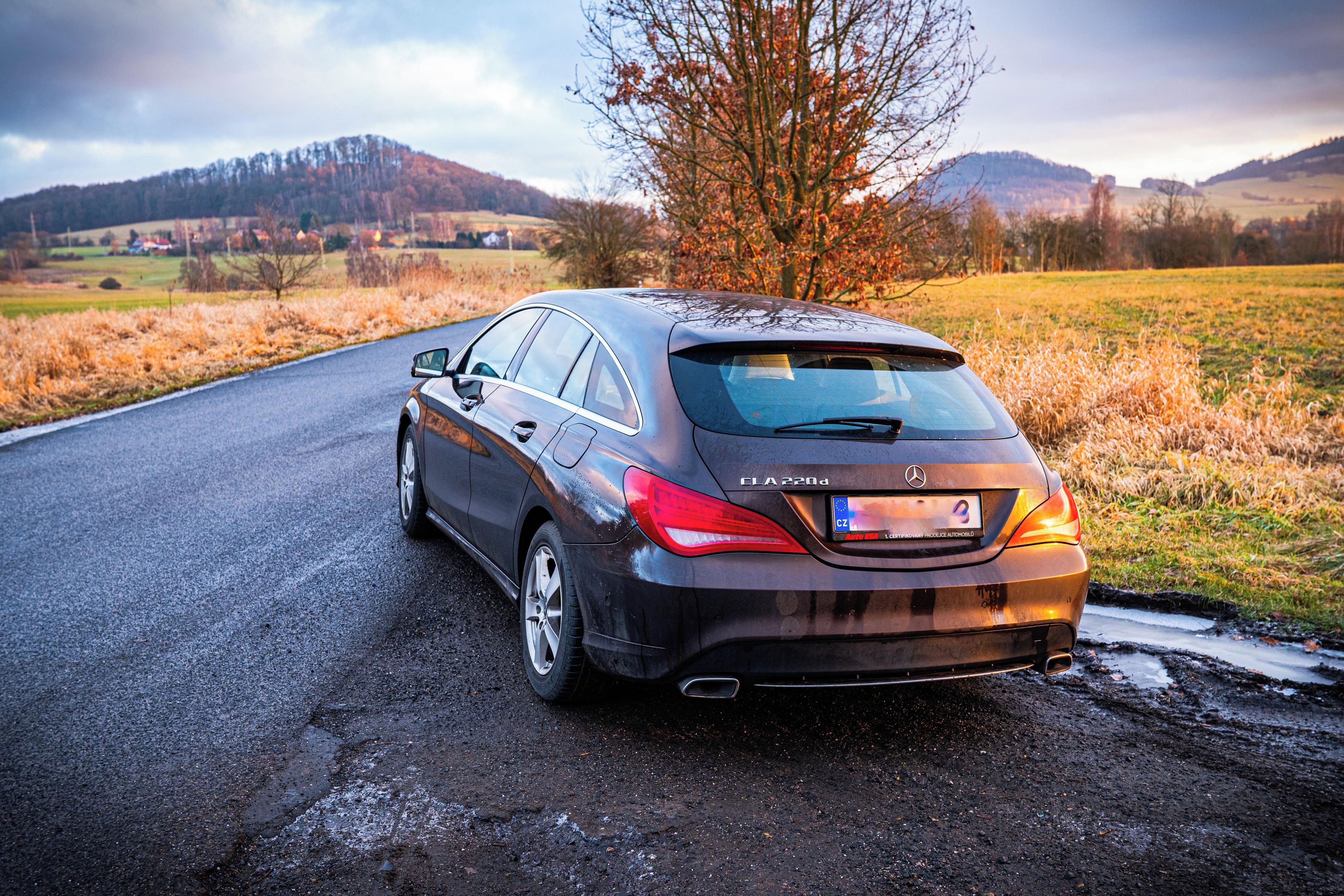 Mercedes-Benz CLA, Mercedes-Benz CLA 220 d - fotka 3