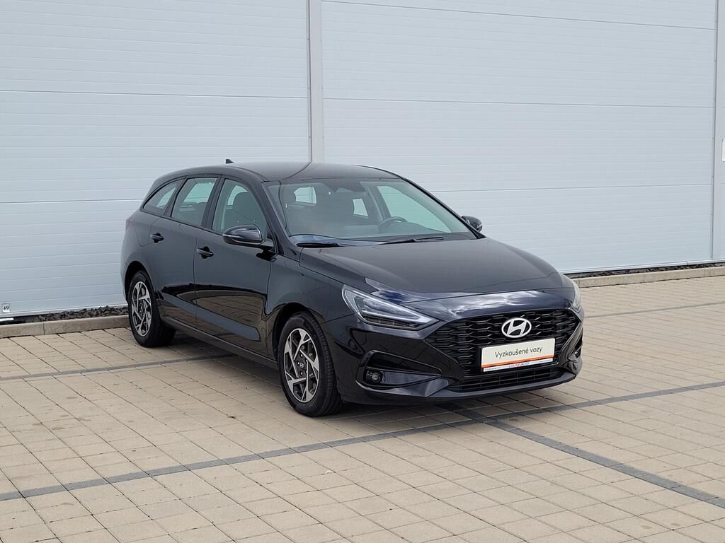Hyundai i30, Comfort 1.0 GDI 73 kW - fotka 3