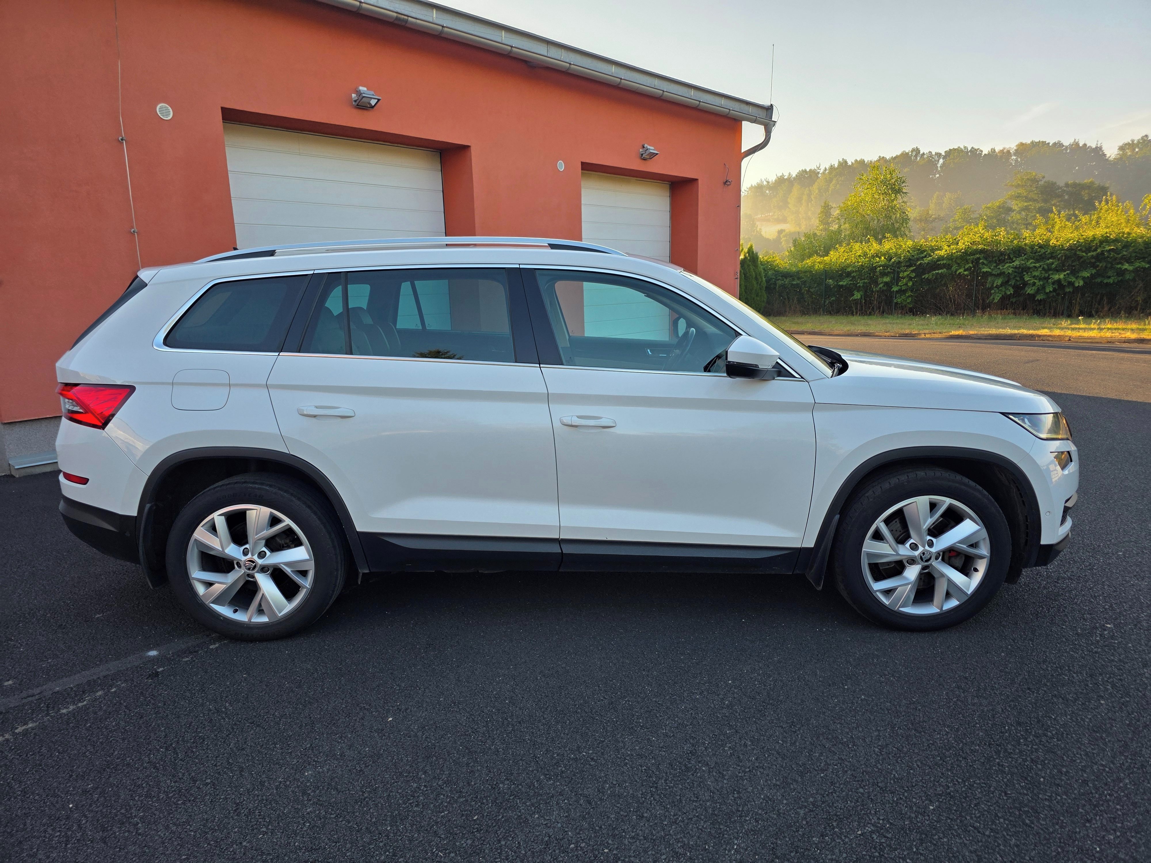 Škoda Kodiaq, 2.0 TDI 140KW DSG 4x4 tažné - fotka 3