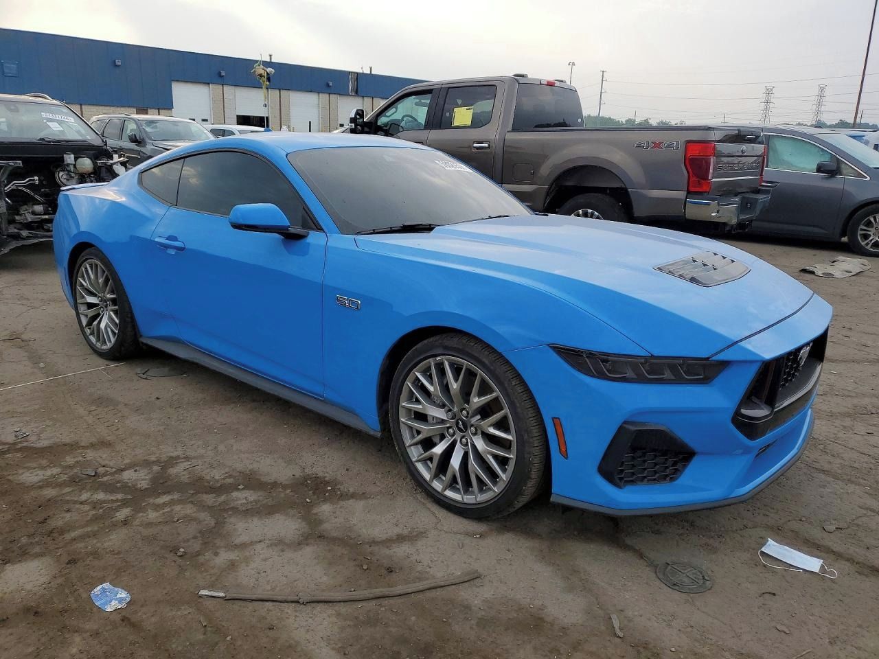 Ford Mustang, Auto na cestě - fotka 2