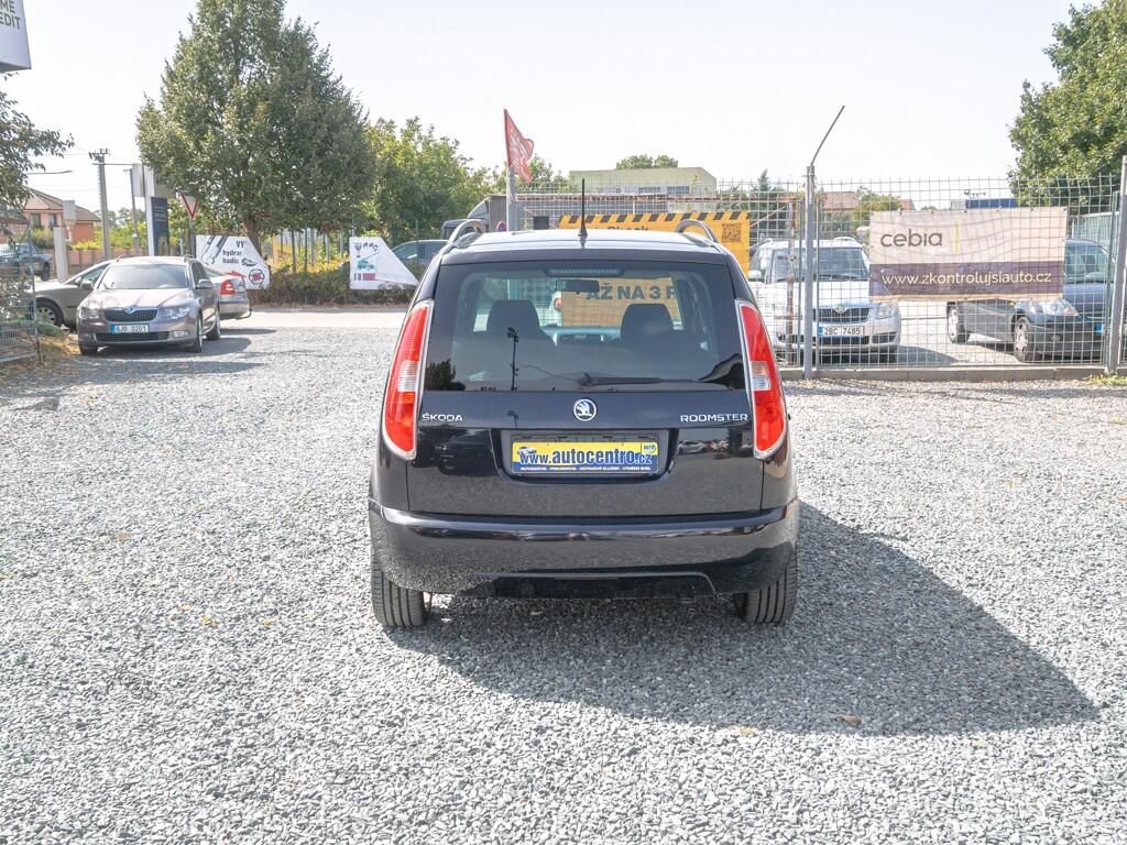 Škoda Roomster, 1.6TDI NOIRE – BLACK - fotka 6