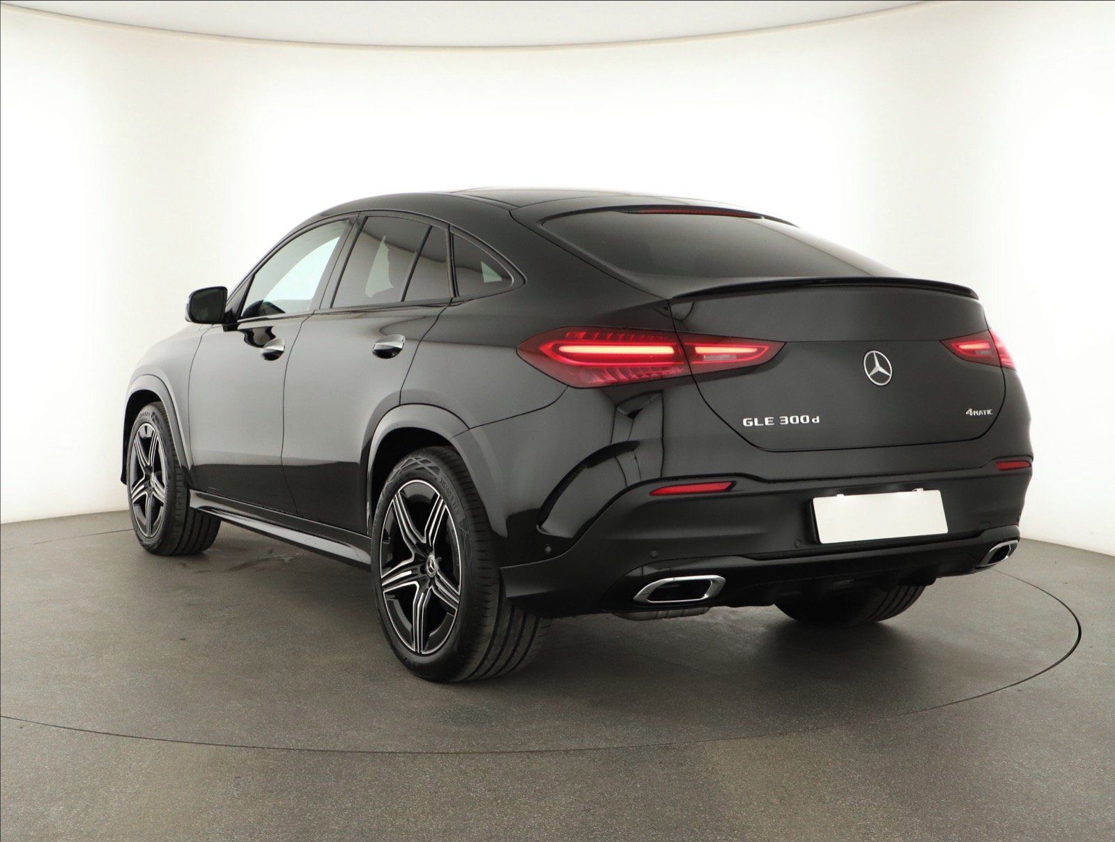 Mercedes-Benz GLE, Coupe 300 d 4MATIC, AMG - fotka 3