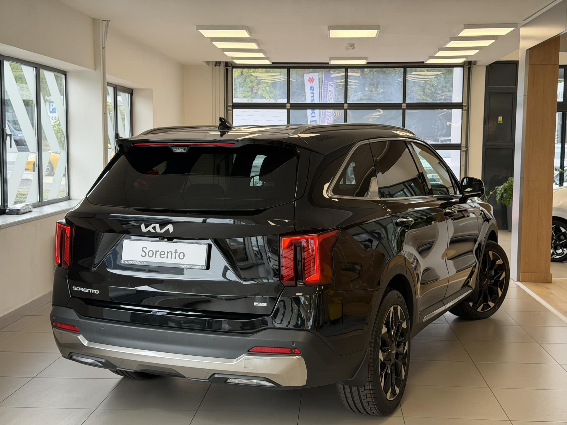 Kia Sorento, 7P TOP 2,2 CRDi 4×4 8DCT NAPPA - fotka 2