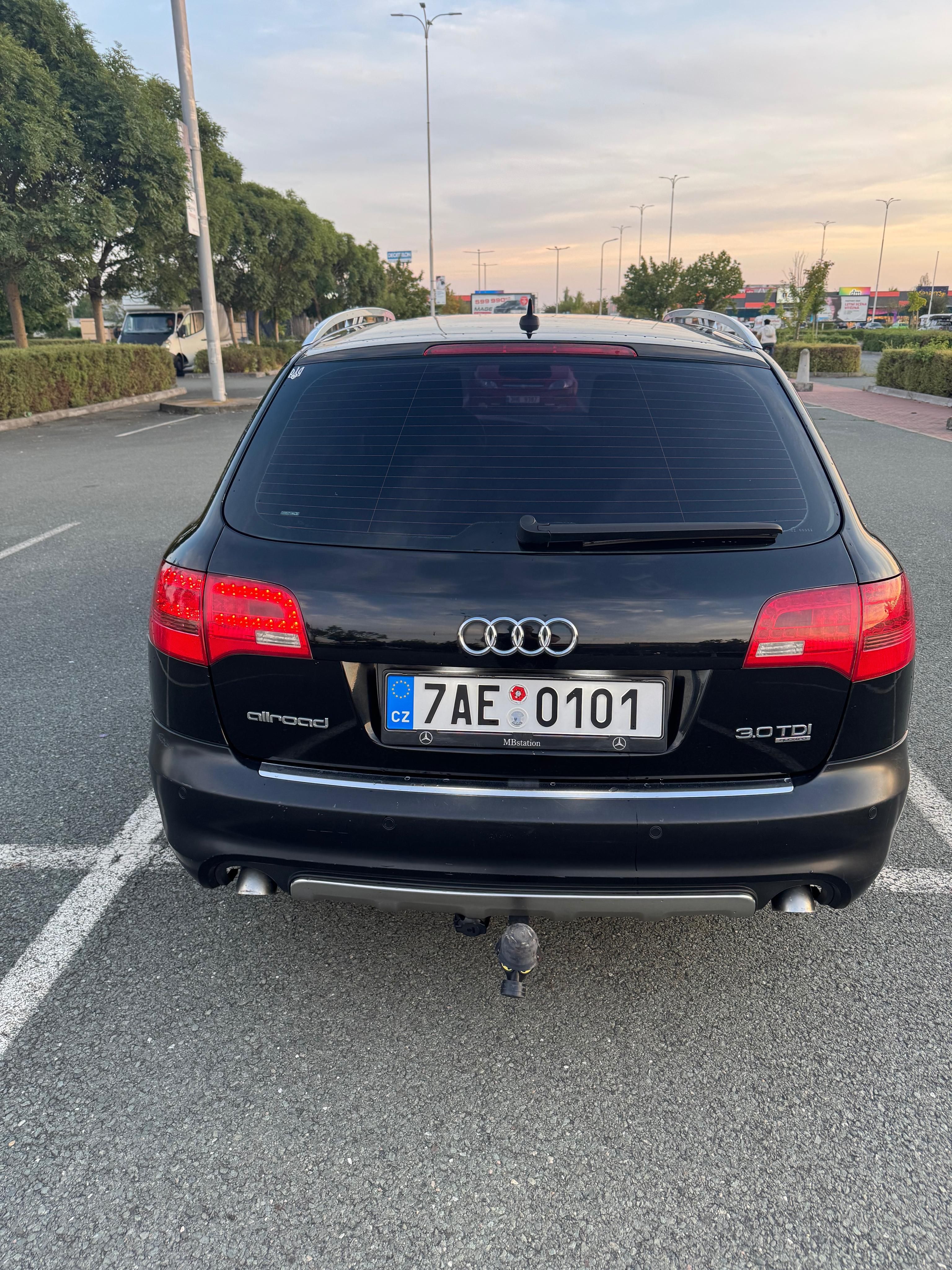 Audi A6 allroad, 3.0 TDI automat - fotka 2