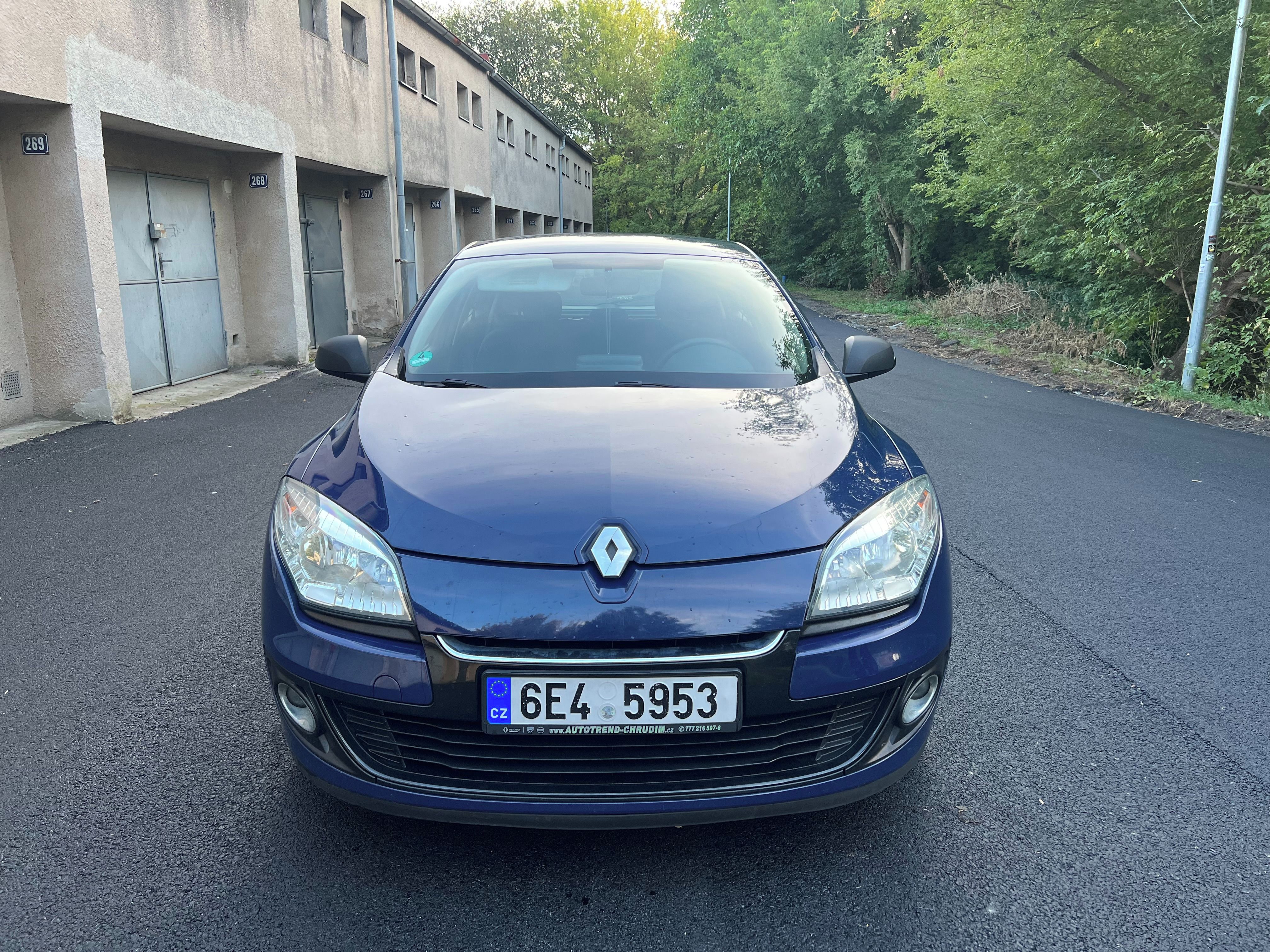 Renault Mégane, 2012 - 1.6 16V TomTom navigace - fotka 4