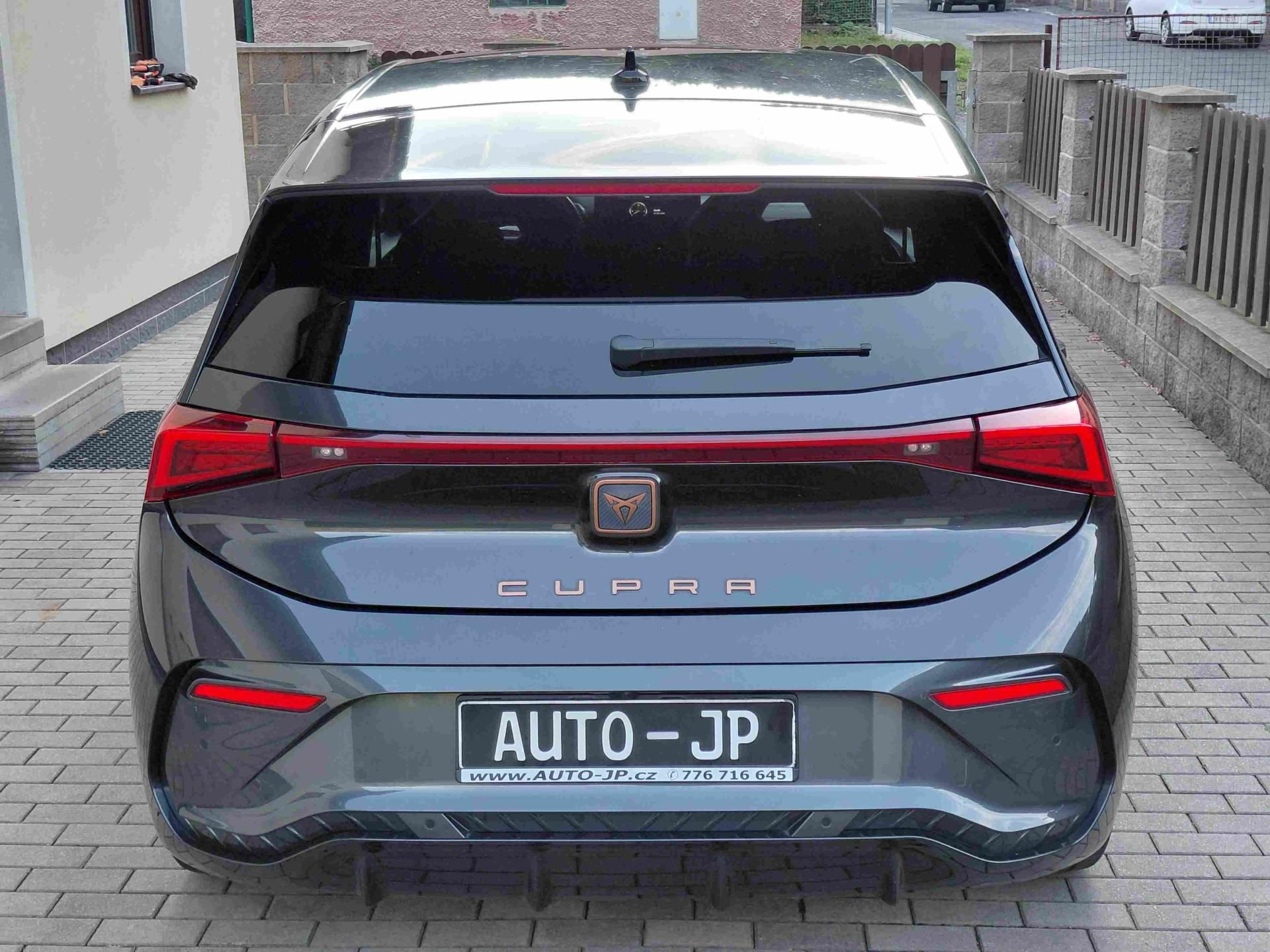 Cupra Born, XL-BAT SOH-93,6%  PŘIPRAVUJEME - fotka 4