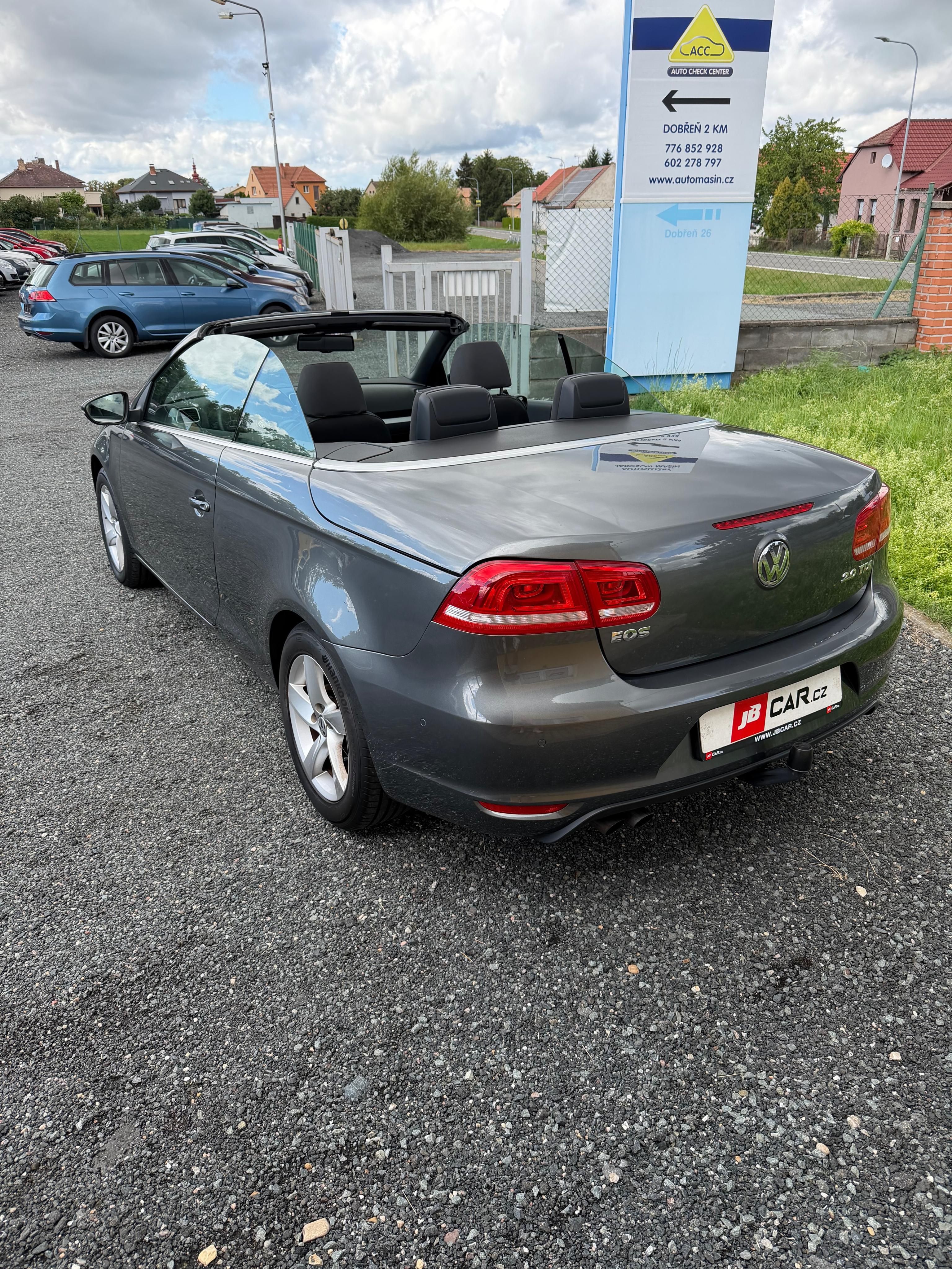 Volkswagen Eos, 2.0 TDI VÝHŘEV TAŽNÉ 1.M - fotka 5