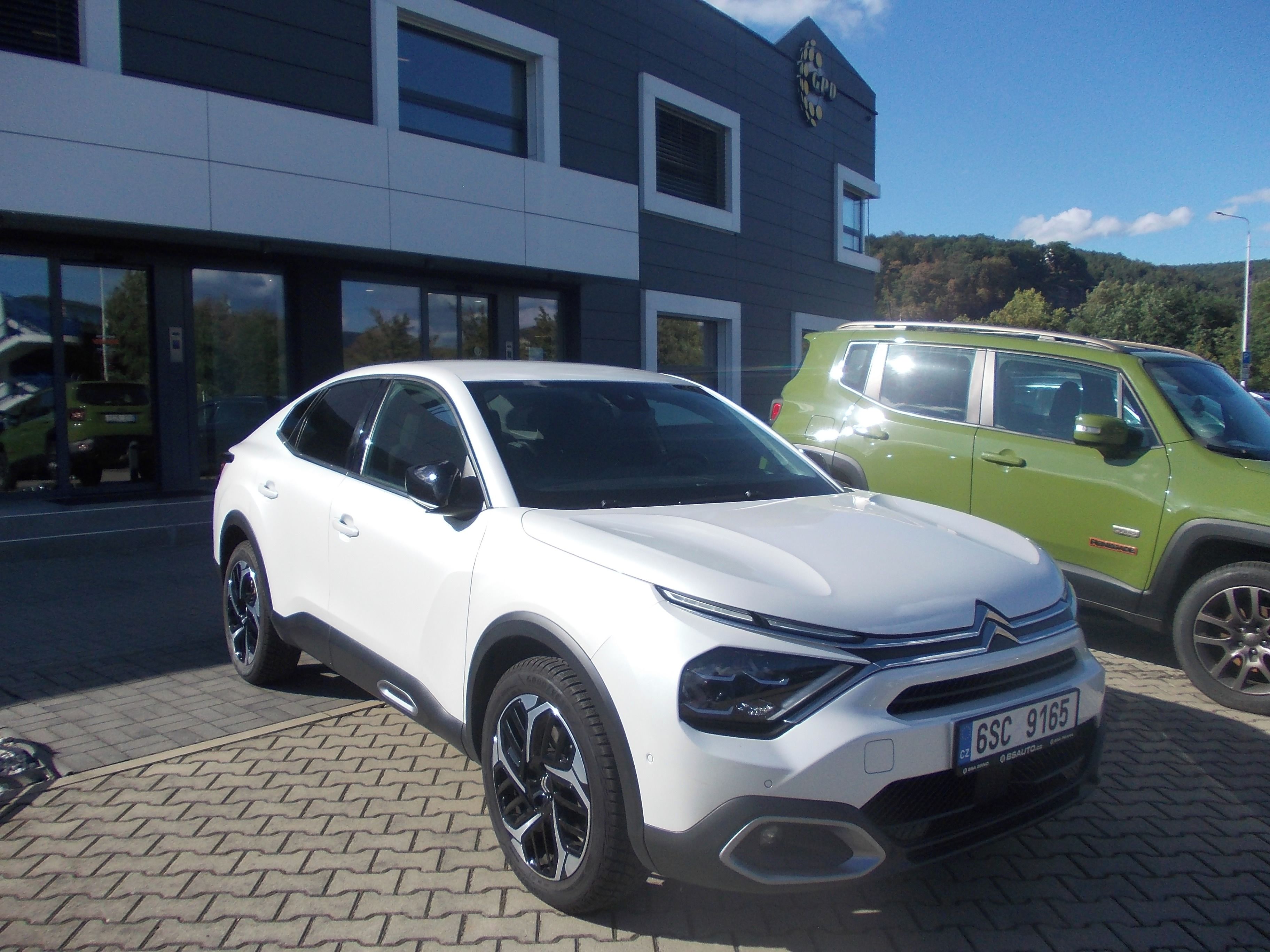 Citroën C4 X, 1.2 Pure Tech 96KW 1. MAJITEL