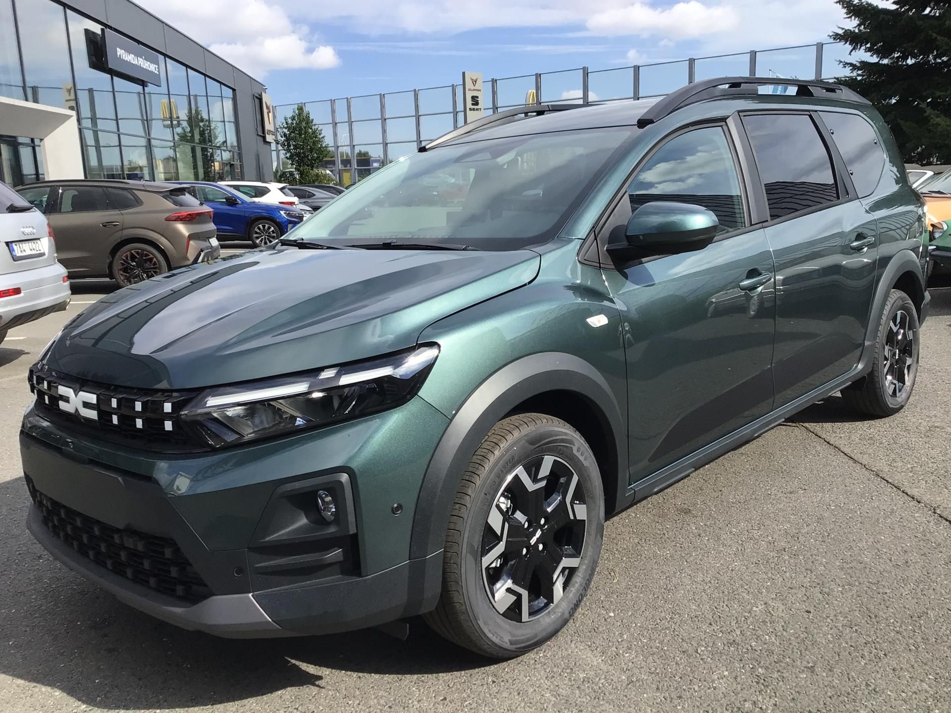 Dacia Jogger, FULL HYBRID MAXIM. VÝBAVA AKCE - fotka 2