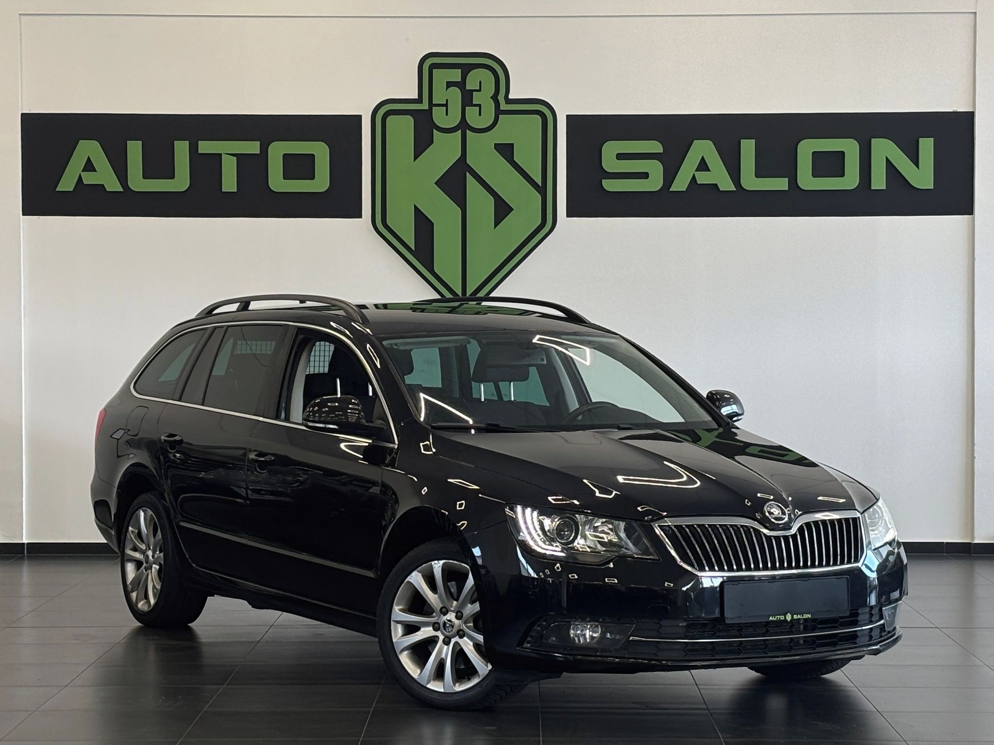 Škoda Superb, 2.0TDI 125kW DSG, LED, Senzory