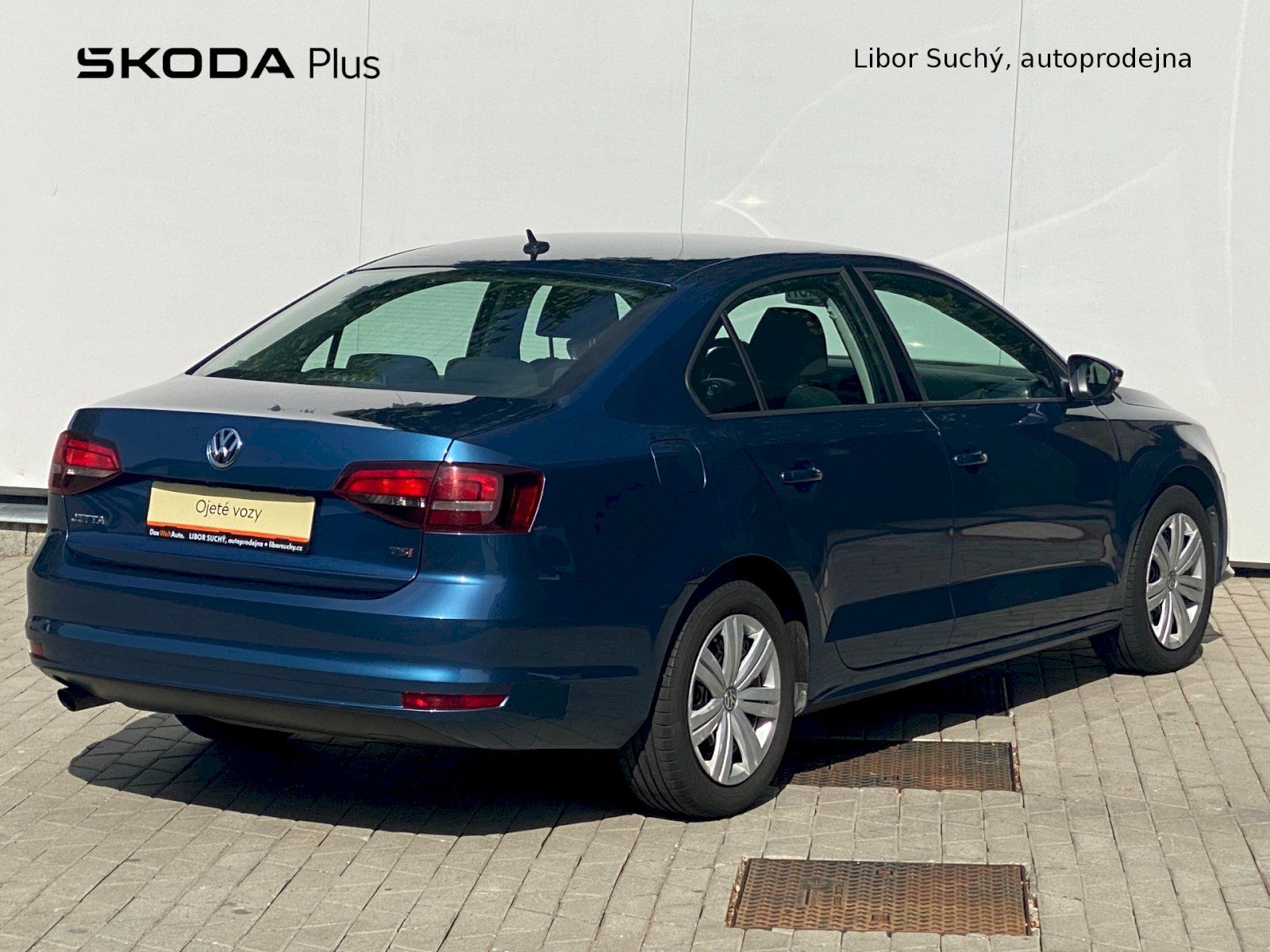 Volkswagen Jetta, TRENDLINE 1,2 TSI 77 kW - fotka 2