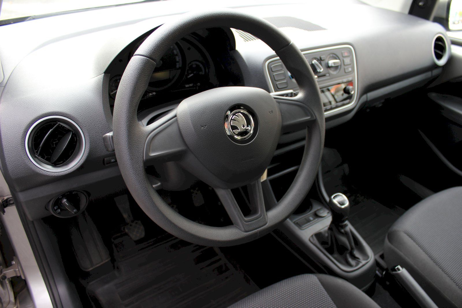 Škoda Citigo, Ambition 1,0MPI 44kW - fotka 6