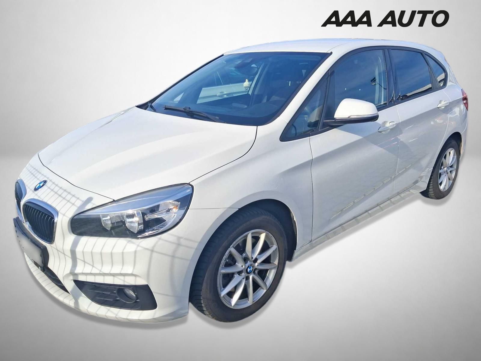 BMW Řada 2, 218i Active Tourer, Automat