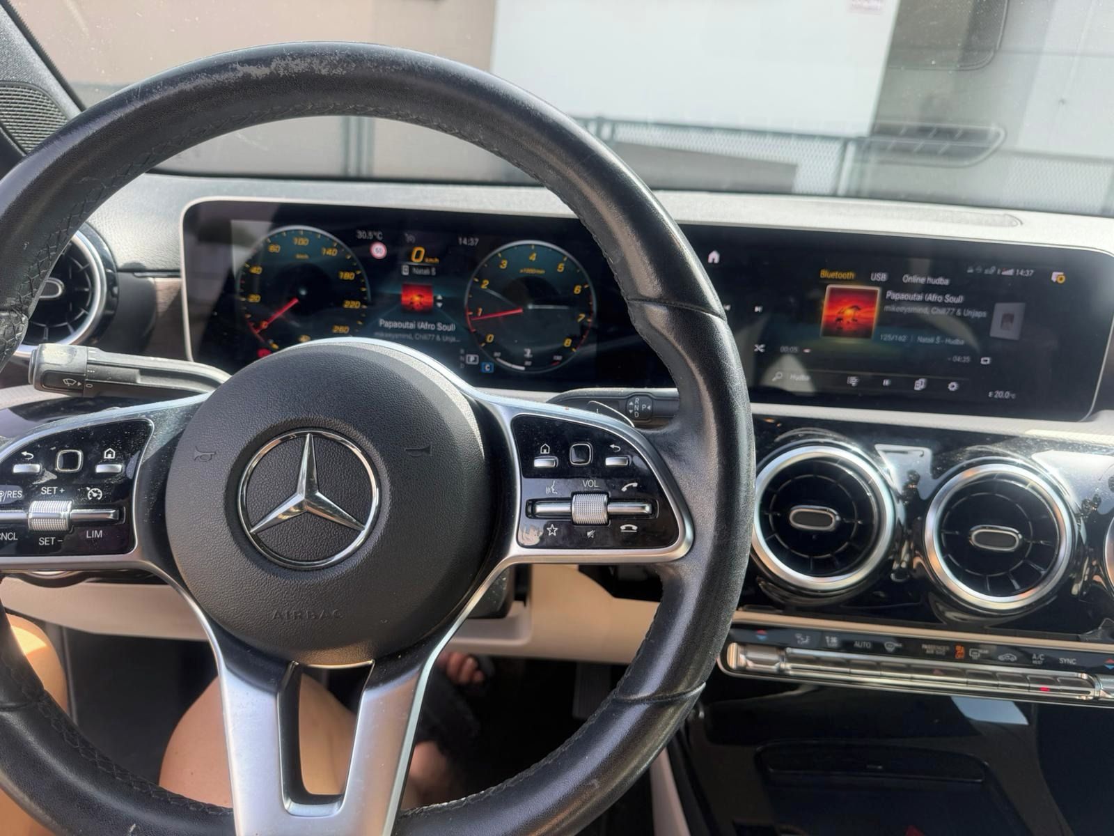 Mercedes-Benz Třídy A, Mercedes-Benz A 200, AUTOMAT - fotka 5