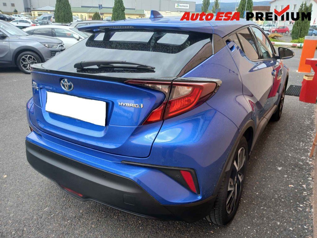 Toyota C-HR, 1.8i - fotka 2