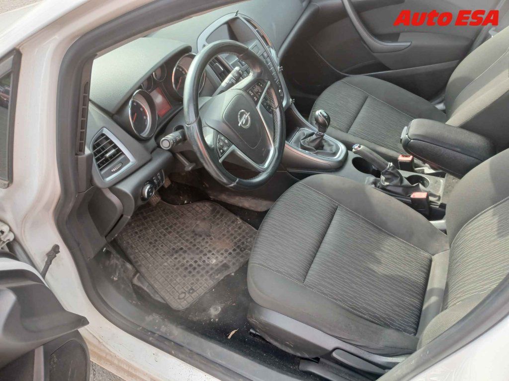 Opel Astra, 1.6 CDTi - fotka 3