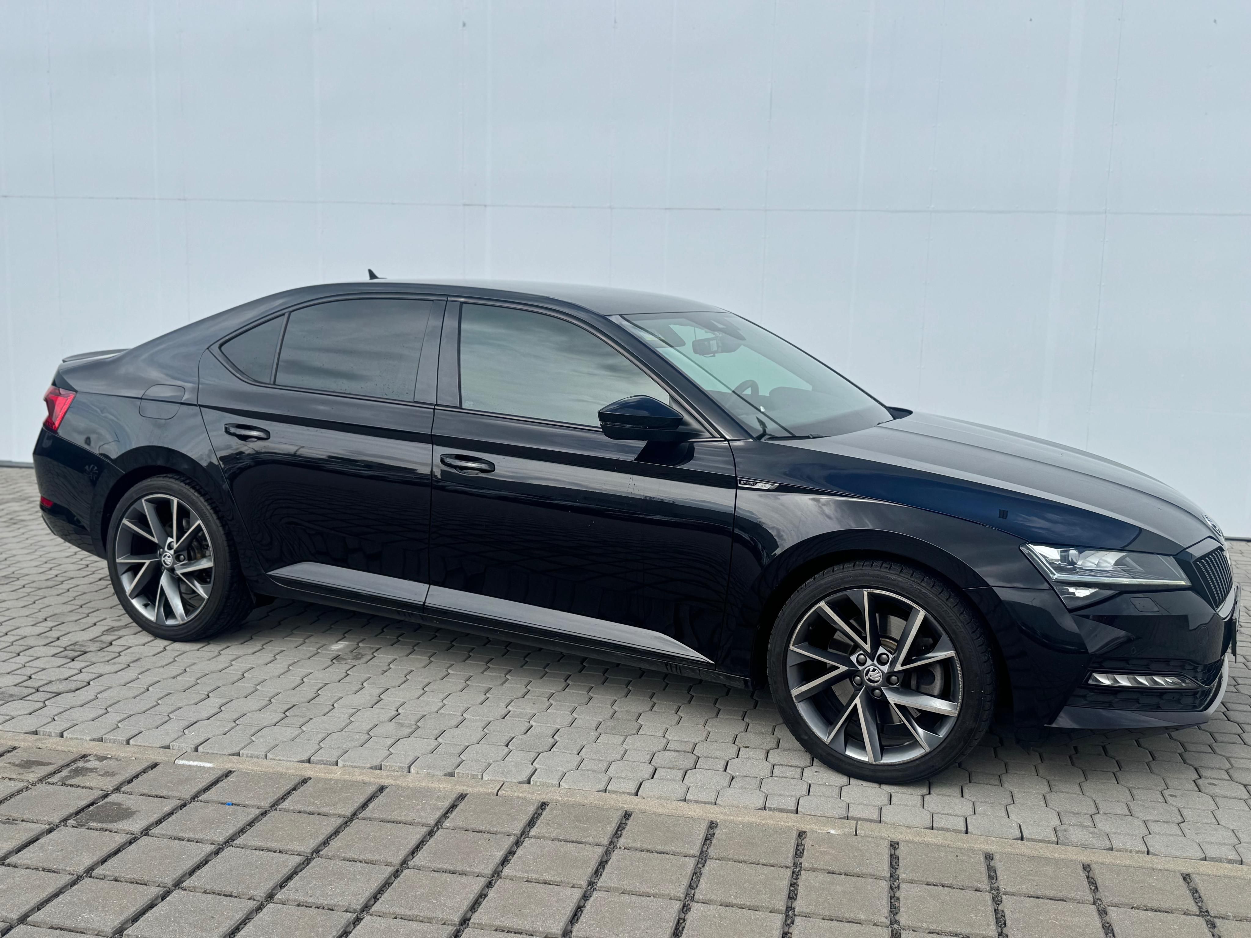 Škoda Superb, 2.0tsi, webasto, matrix,200kw - fotka 2