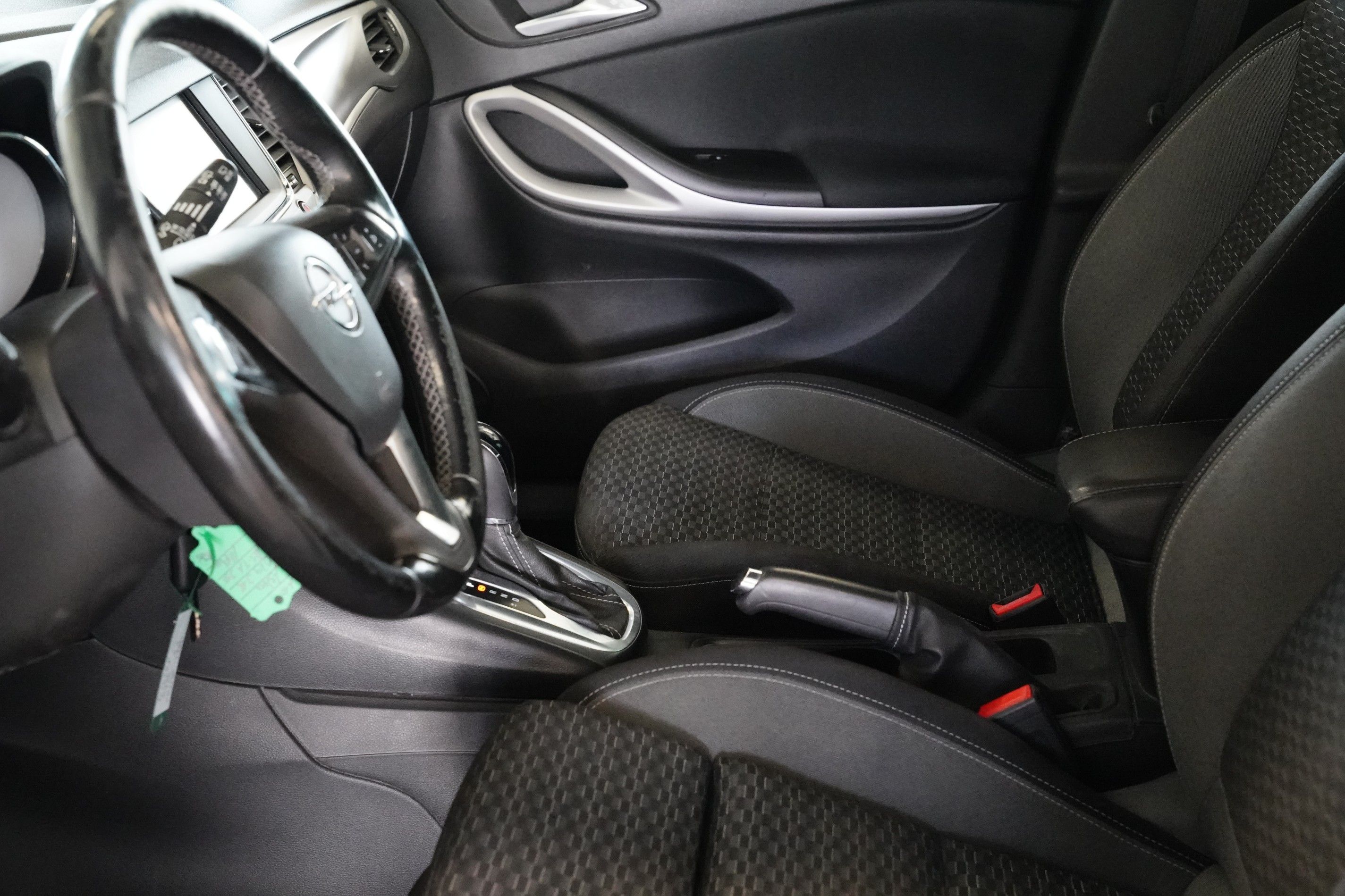 Opel Astra, 1.5 CDTI 90 kW Edition - fotka 6
