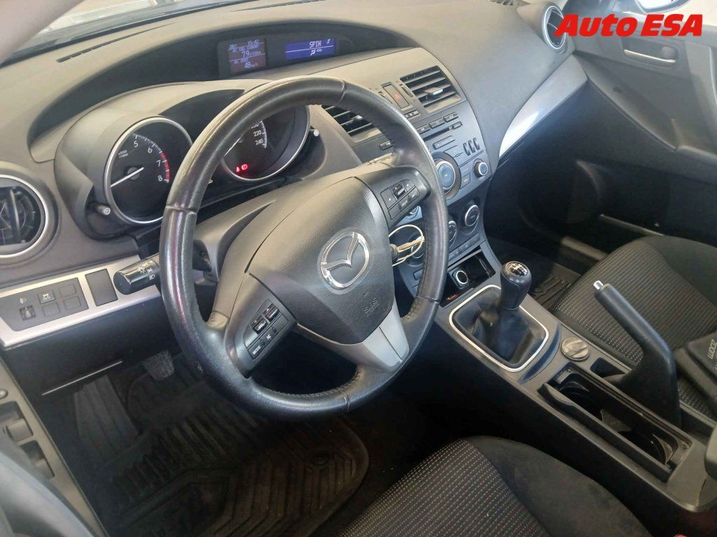 Mazda 3, 1.6i - fotka 3