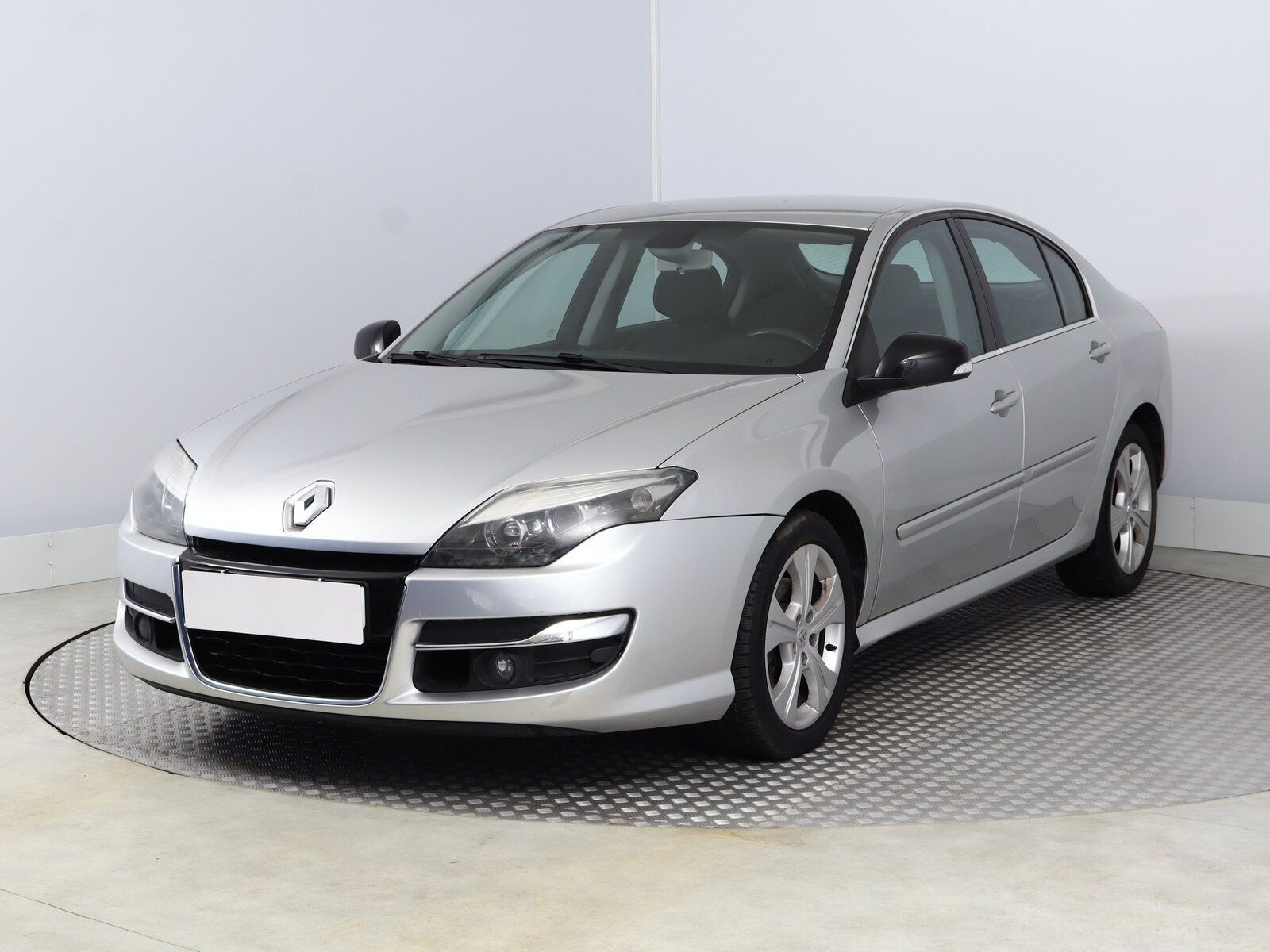 Renault Laguna, 2.0 DCi, Xenony - fotka 2