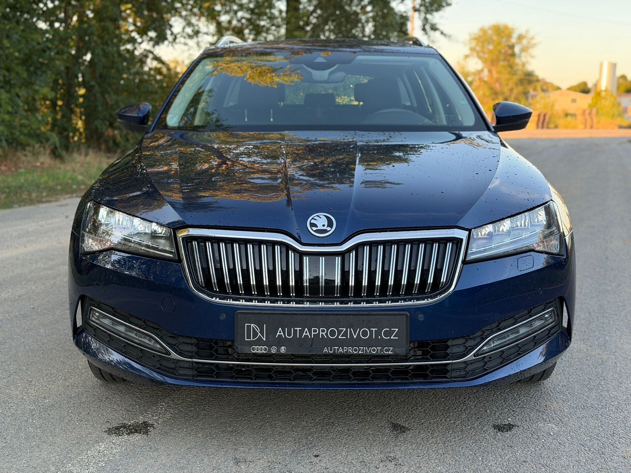 Škoda Superb, combi 2.0 TDI 110 kW DSG Style - fotka 3