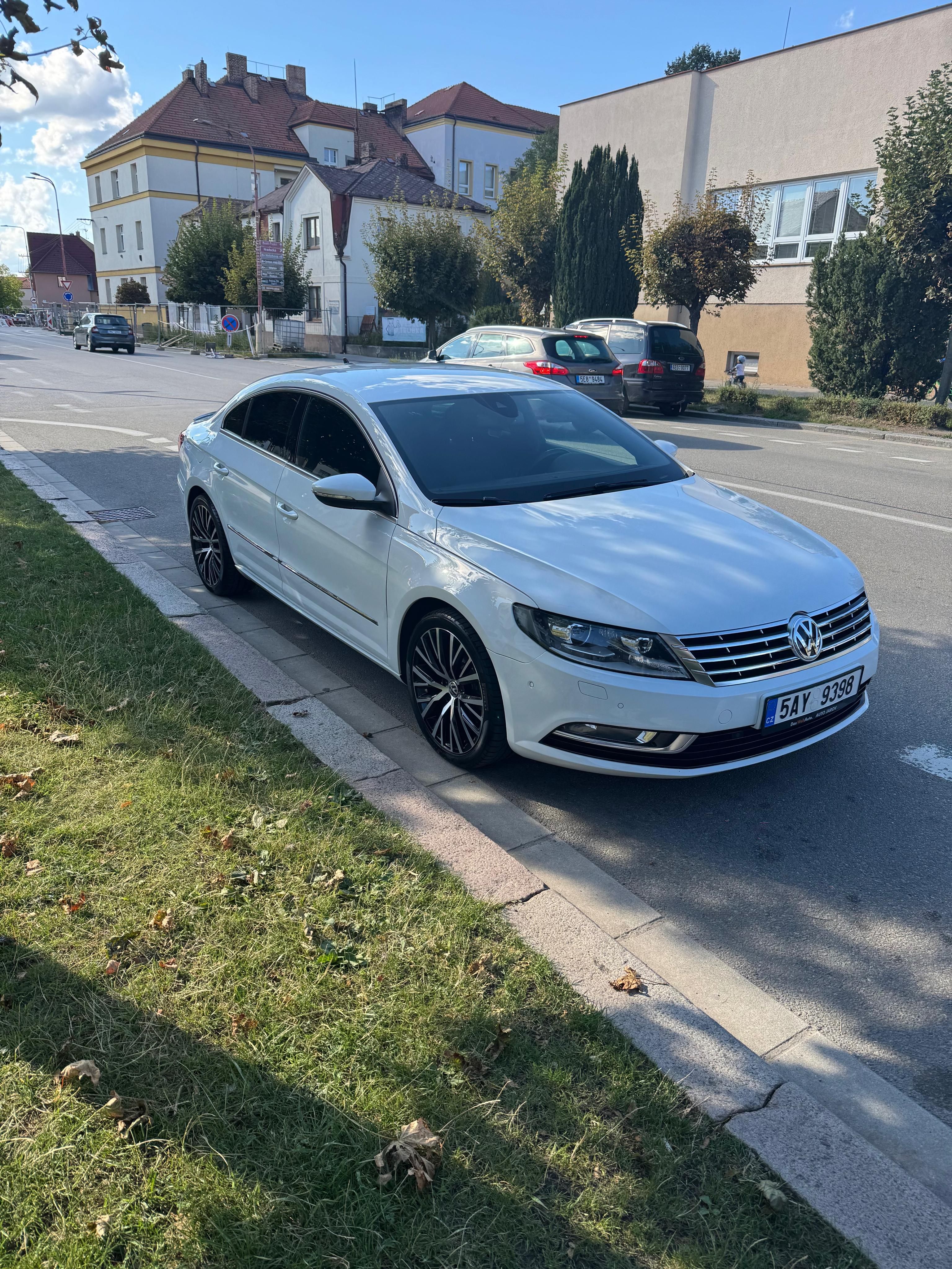 Volkswagen CC, Volkswagen CC 2.0 TDI