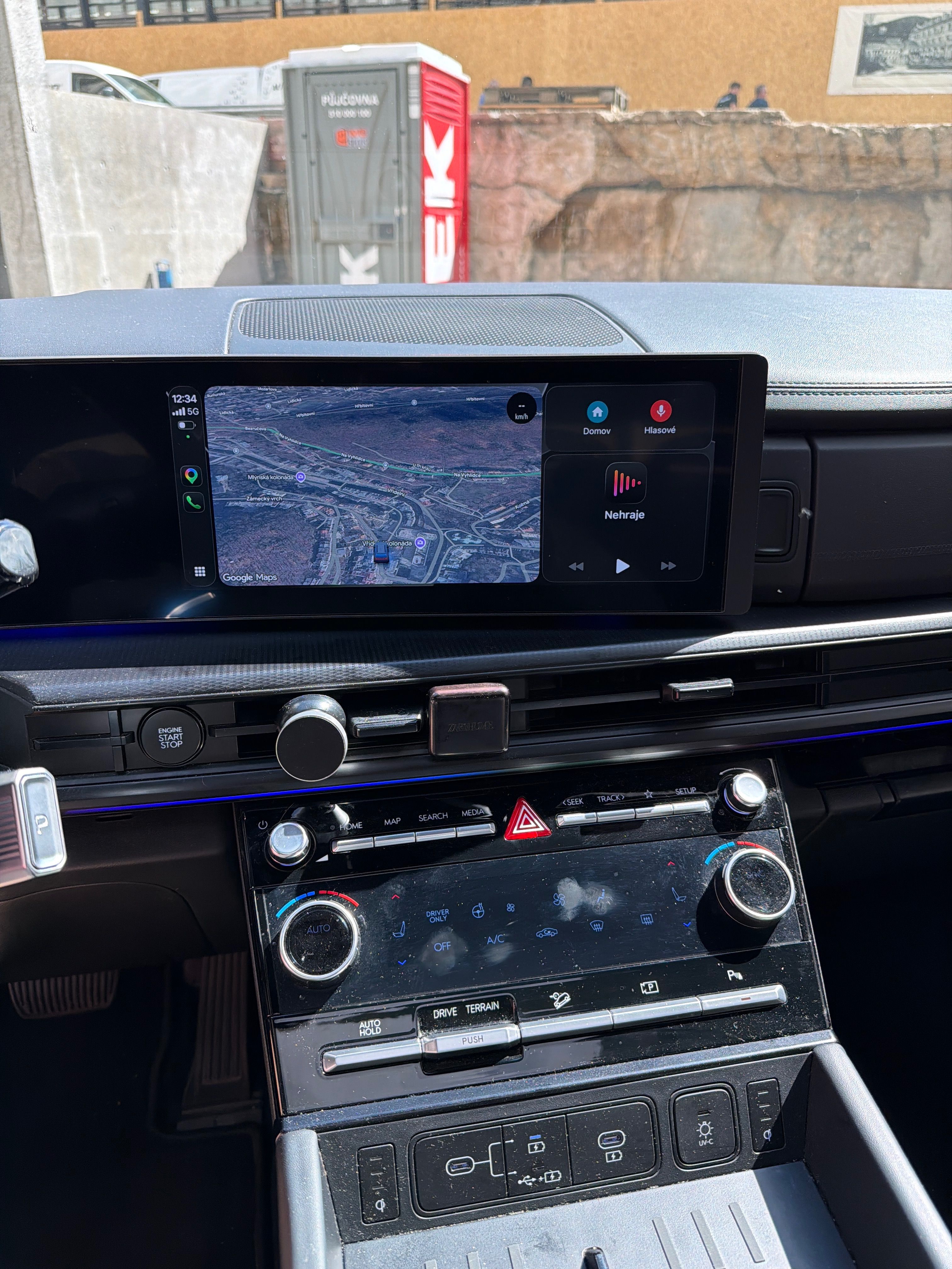 Hyundai Santa Fe, Hyundai Santa Fe Hybrid 1.6 - fotka 3