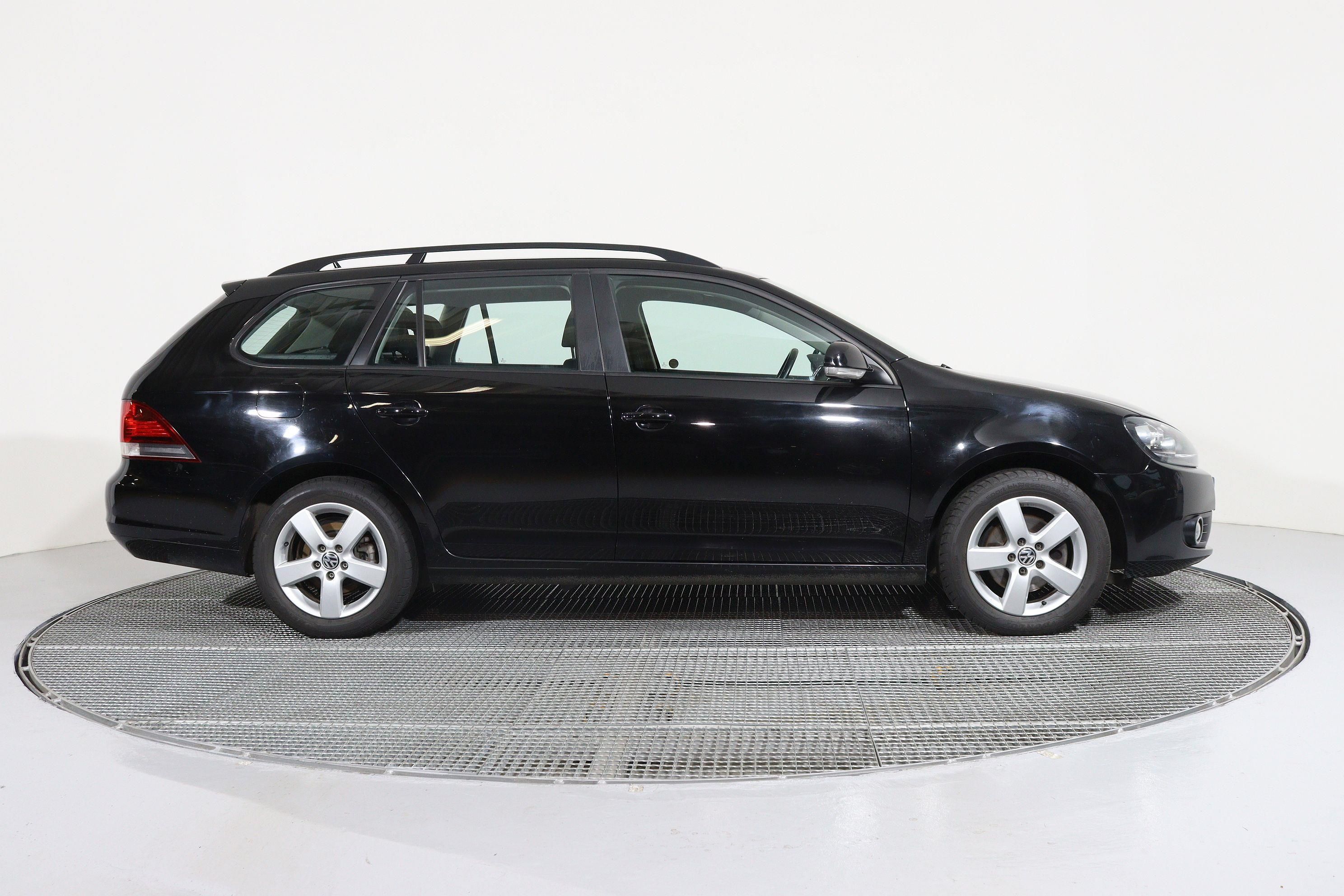 Volkswagen Golf Variant, Trendline 1,2 TSI 77 kW - fotka 3