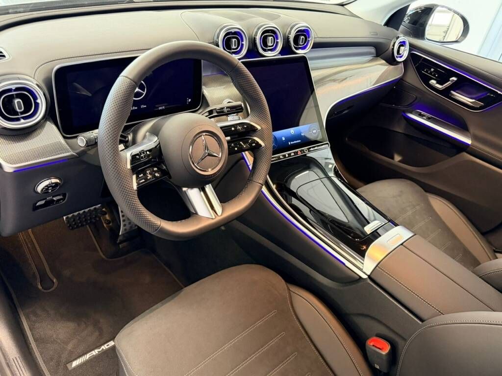 Mercedes-Benz GLC, 300 de 4MATIC - fotka 2