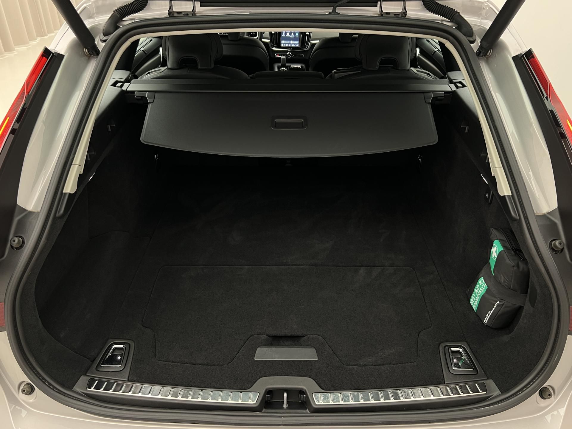Volvo V90, T6 AWD RECHARGE BRIGHT PLUS - fotka 5