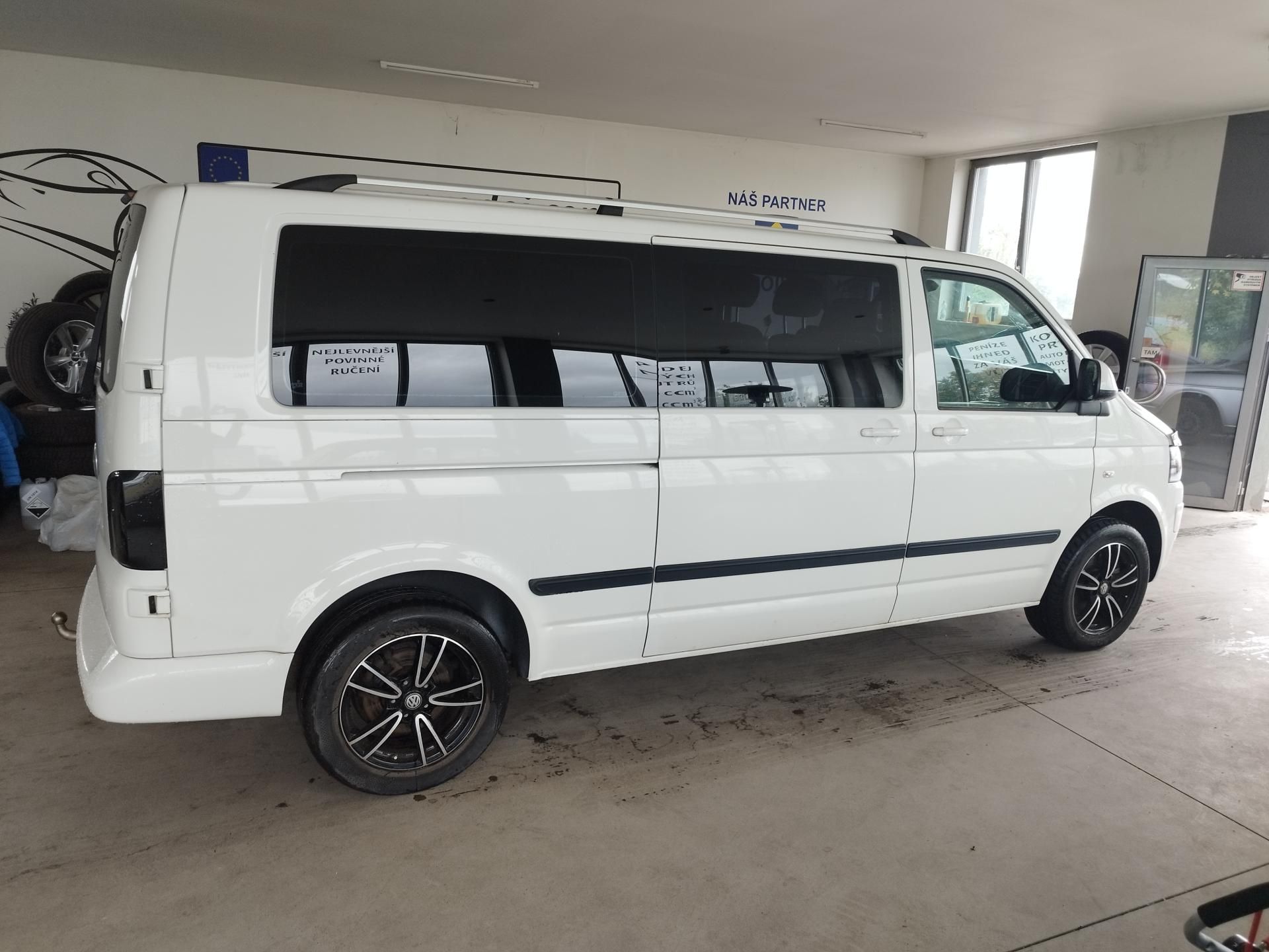 Volkswagen Caravelle, 2,0TDI,LONG,9MÍST,TAŽ,ALU,SER. - fotka 4