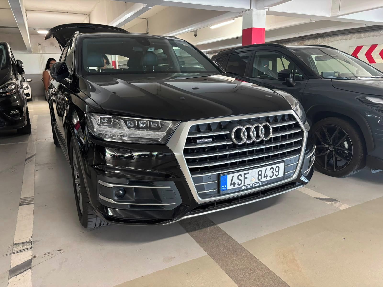 Audi Q7 - fotka 4