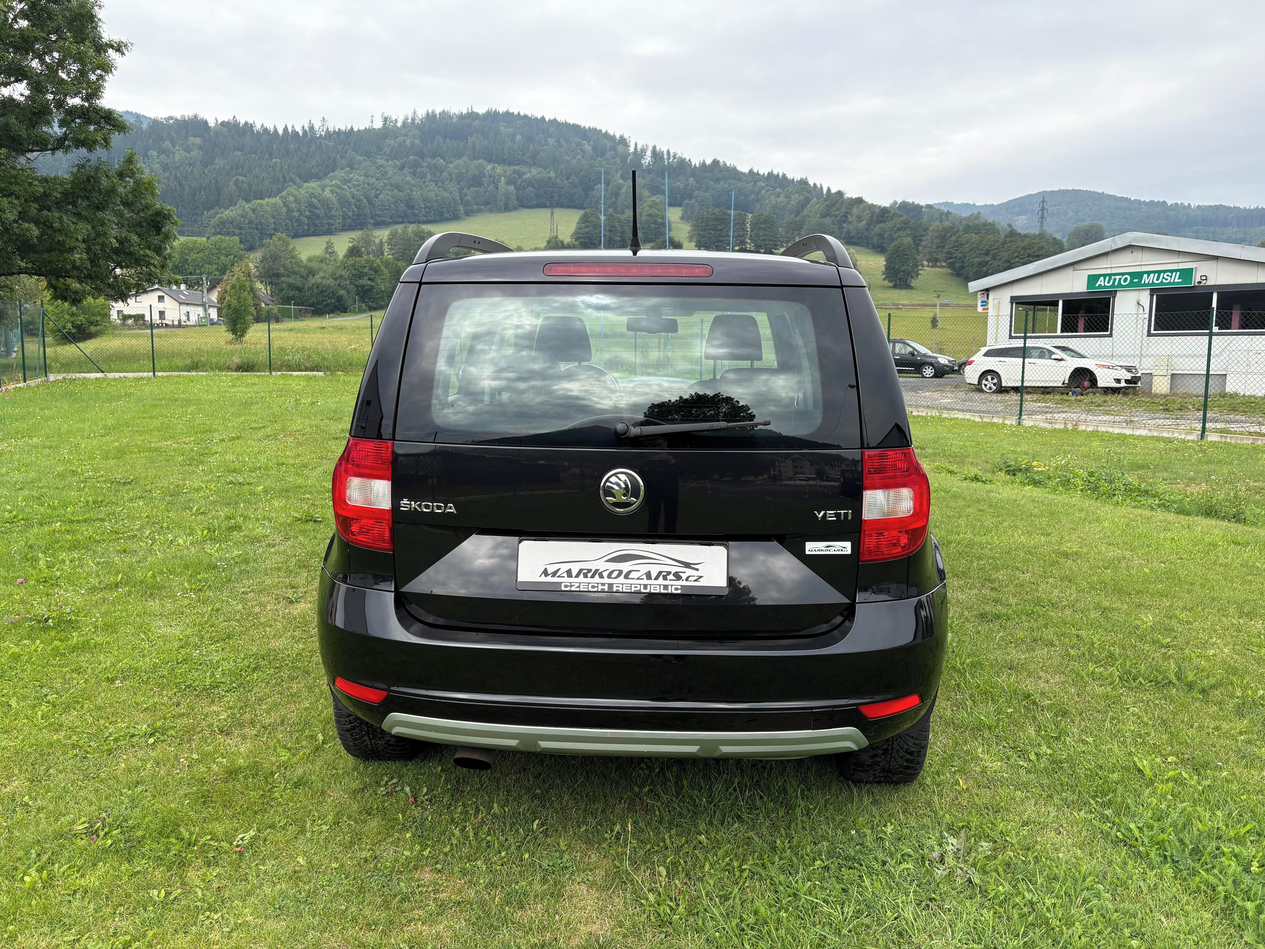 Škoda Yeti, 1.2TSi LITÁ KOLA  STK:08/28 - fotka 6