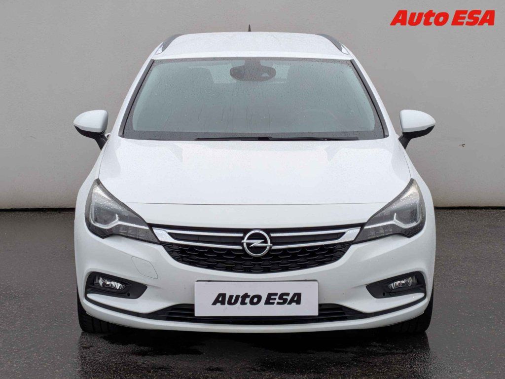 Opel Astra, 1.6 CDTi,ČR - fotka 2
