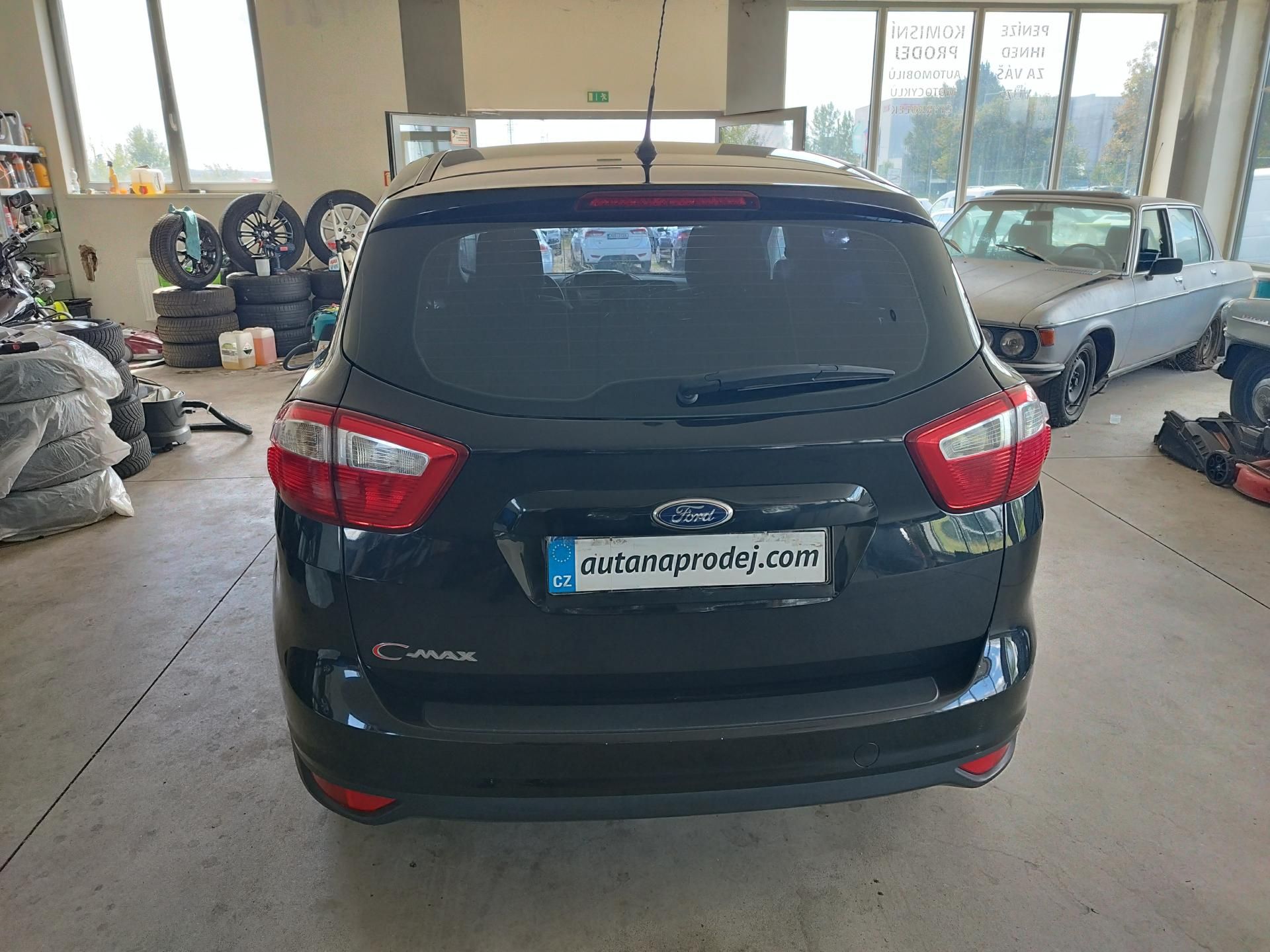 Ford C-MAX, 1,6I,92KW,AUT.KLIMA,NOVÁ STK - fotka 6