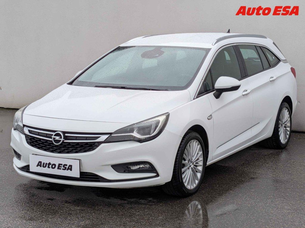 Opel Astra, 1.6 CDTi,ČR - fotka 3