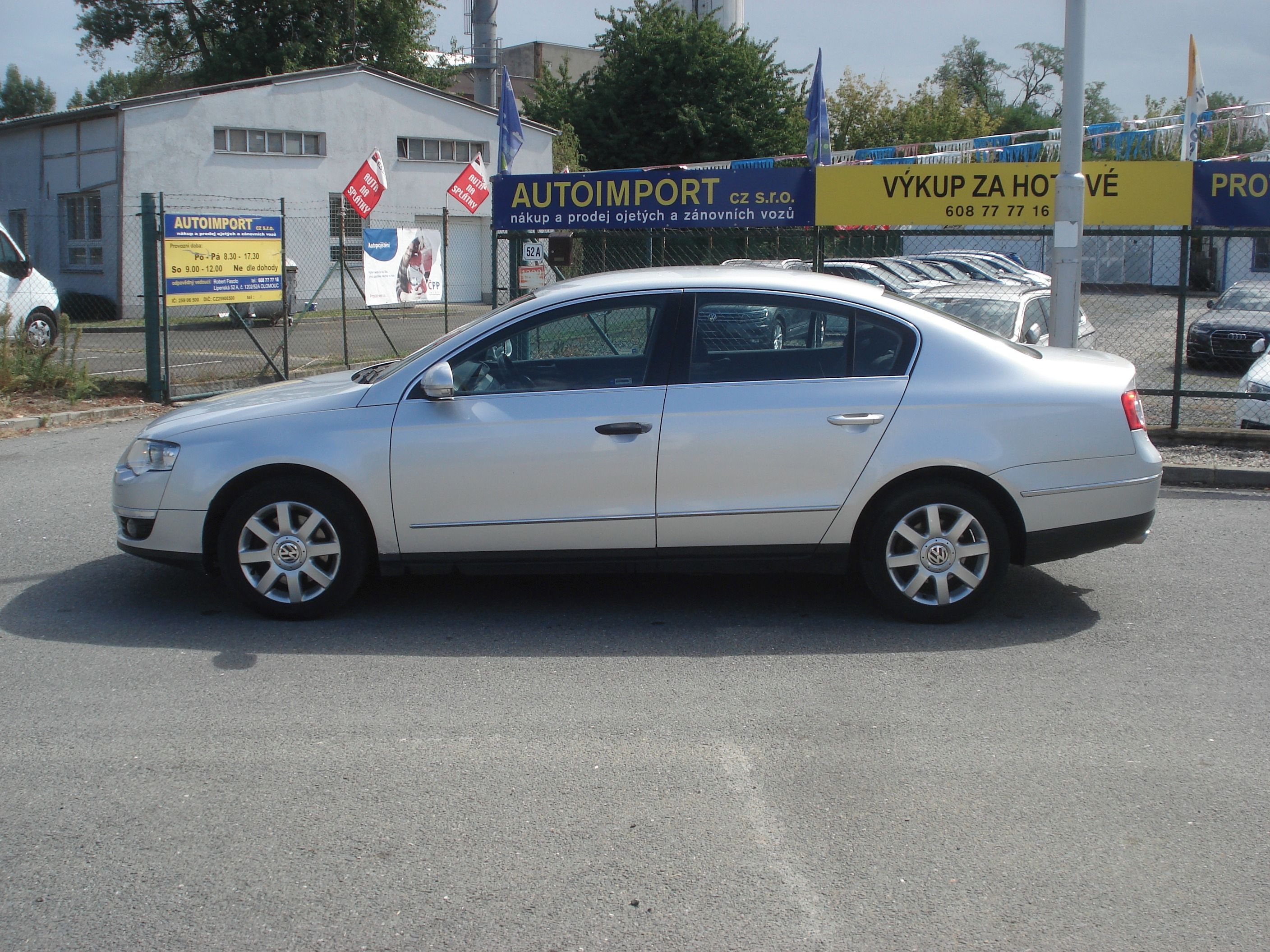 Volkswagen Passat, 2.0 TDi - fotka 2