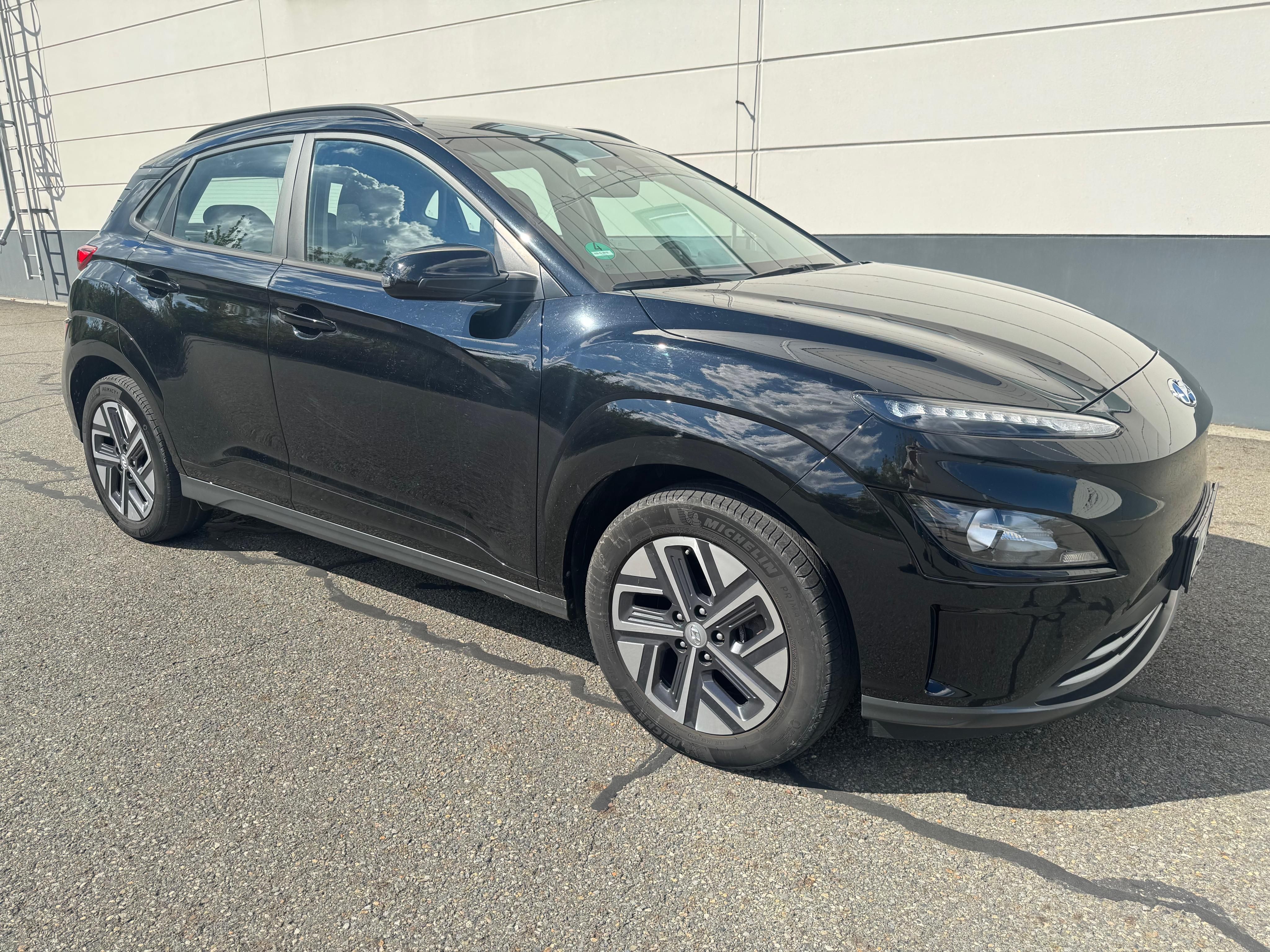 Hyundai Kona, 100 kW EV - fotka 3