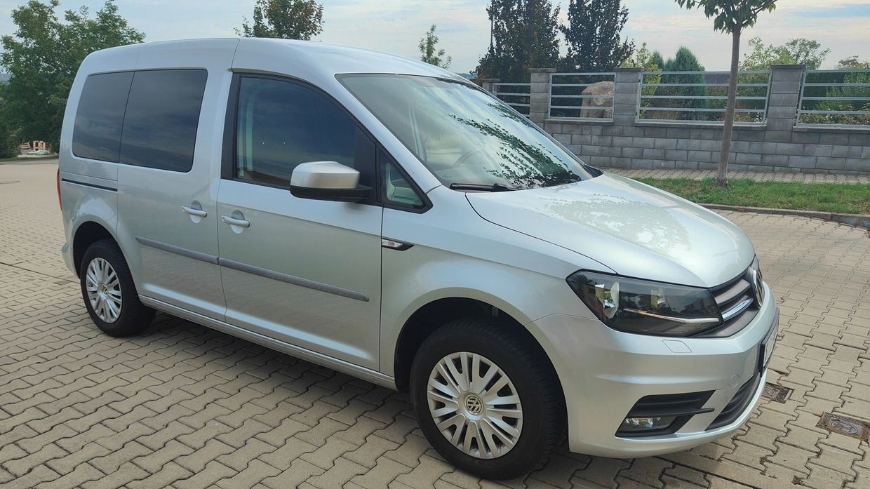 Volkswagen Caddy, 2.0TDi 75kW, 5 míst, servis VW - fotka 2