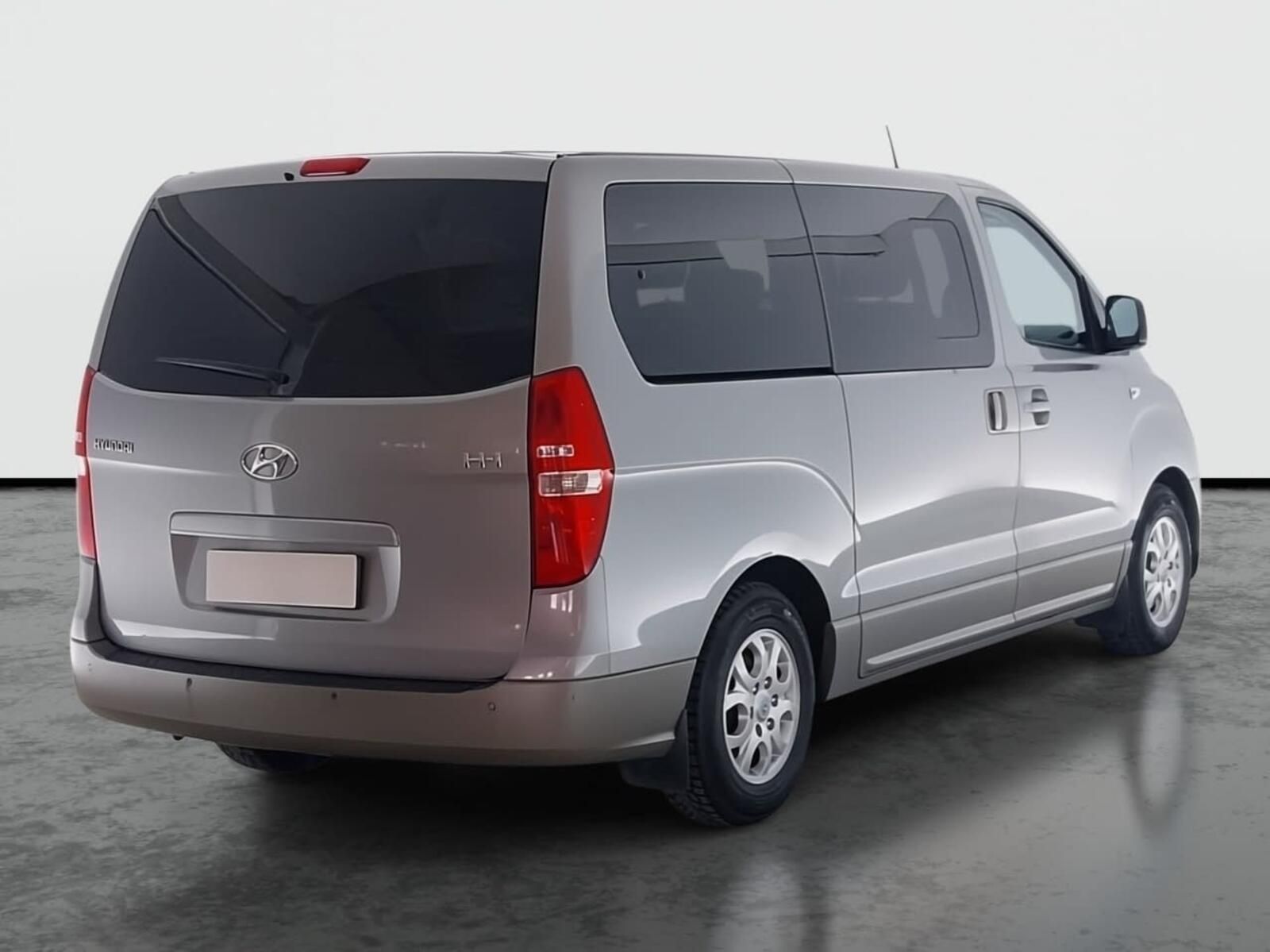 Hyundai H 1, 2.5 CRDi, Klima, ČR, Automat - fotka 5