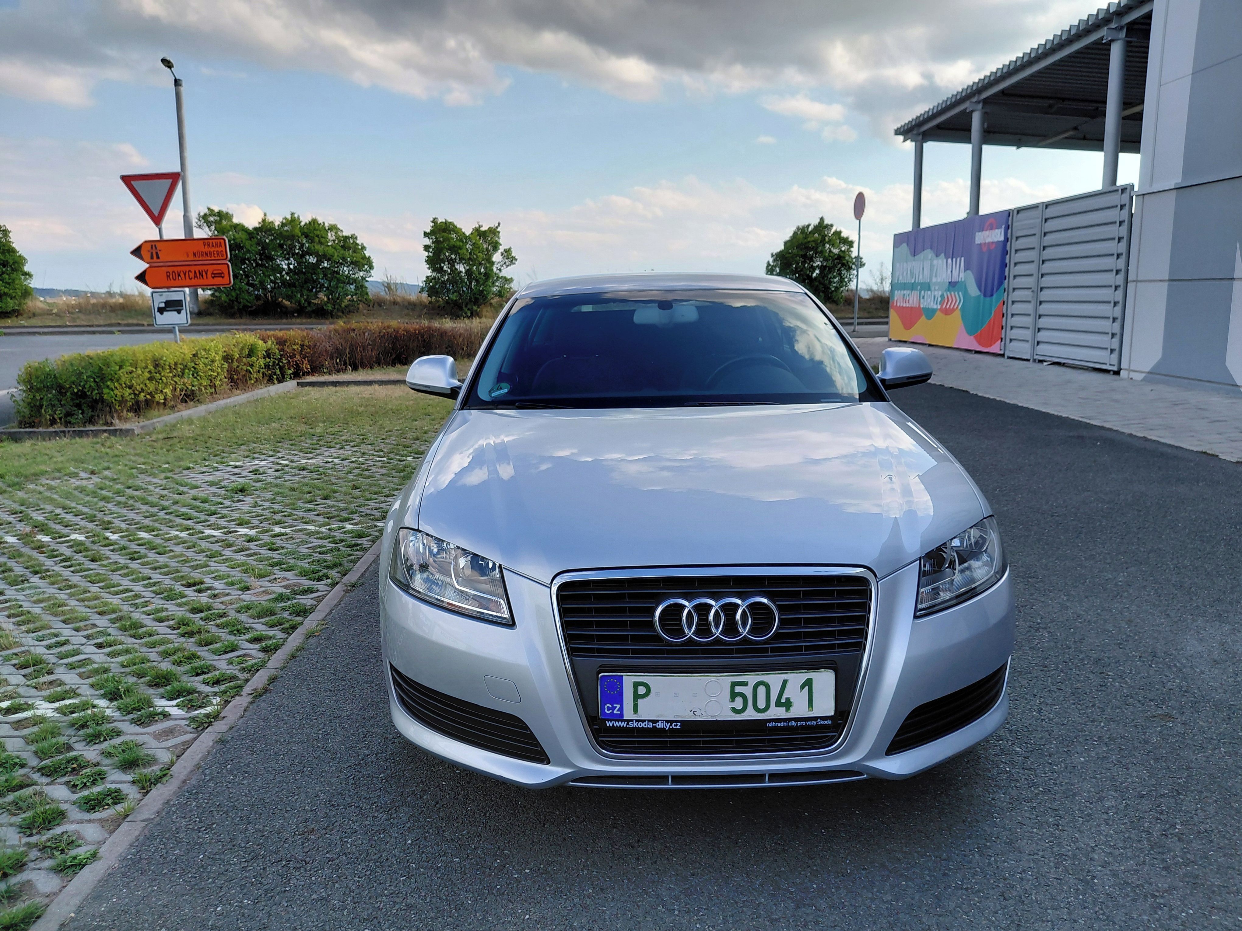 Audi A3, 1.8TFSI 118KW AUTOMAT 1.MAJ!! - fotka 2