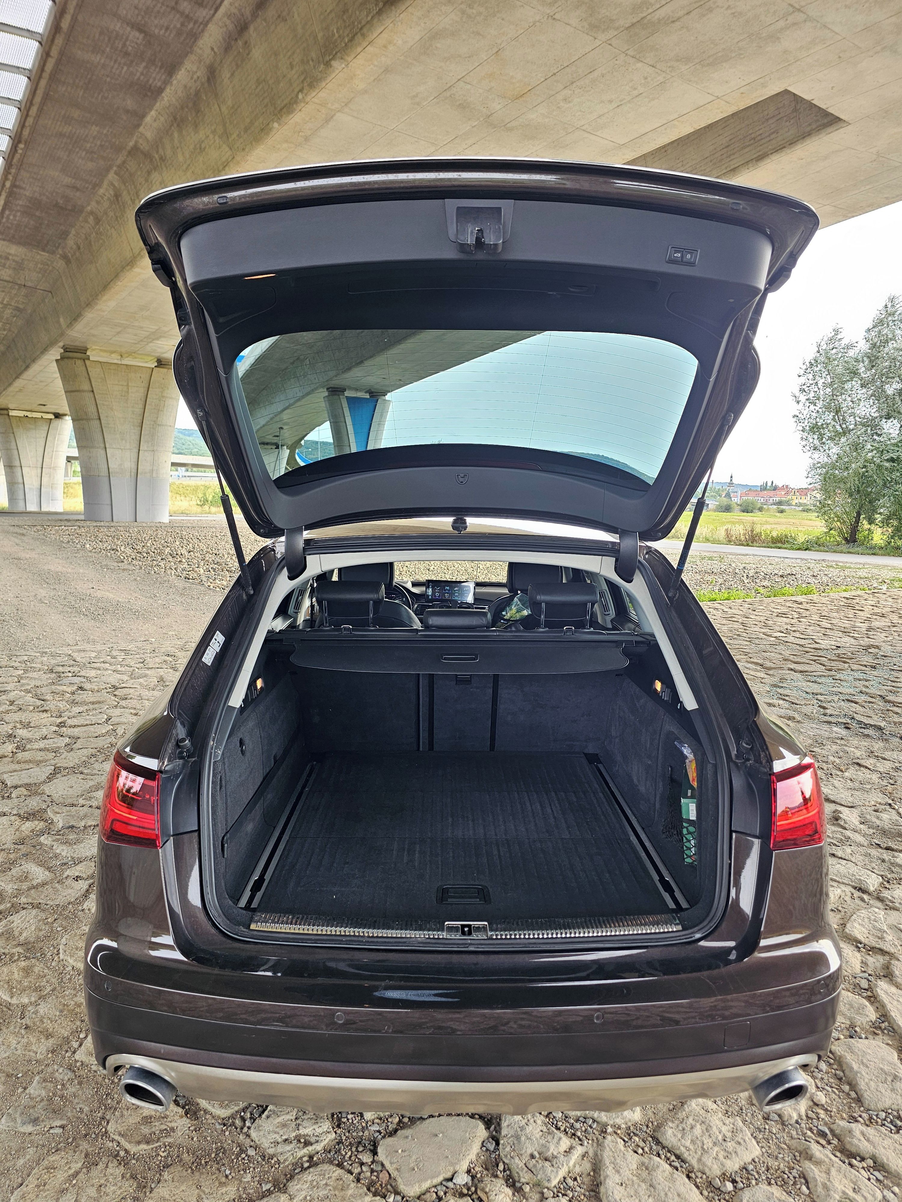 Audi A6 allroad, 3.0Bitdi po servisu za 250 000 - fotka 4