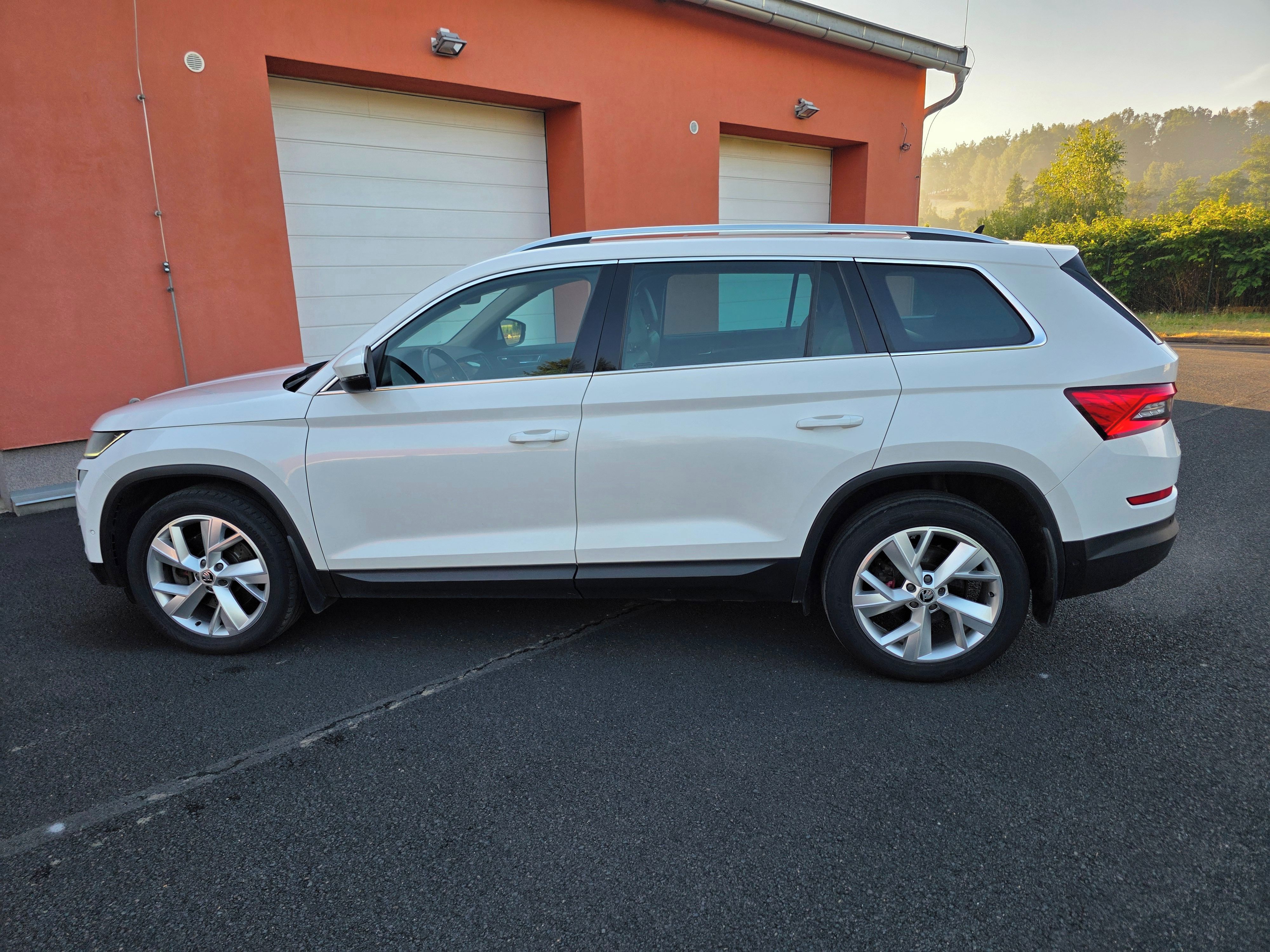 Škoda Kodiaq, 2.0 TDI 140KW DSG 4x4 tažné - fotka 4