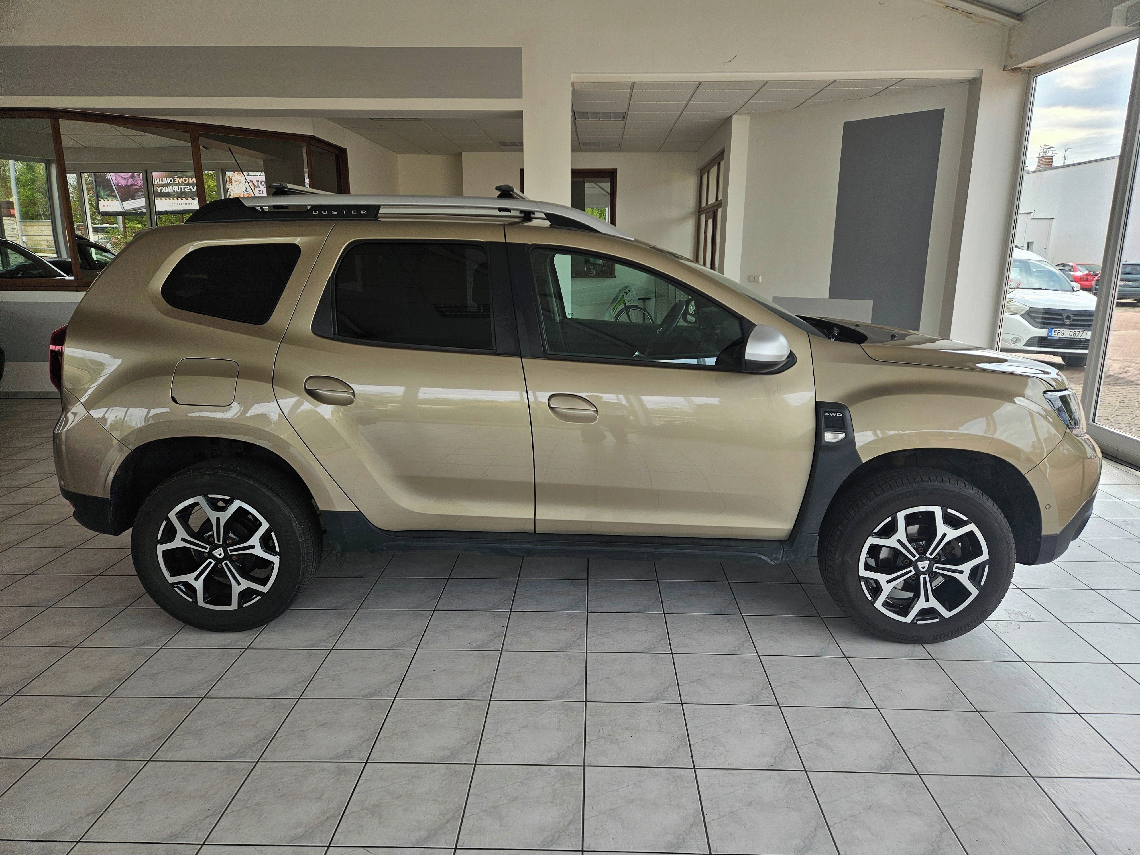 Dacia Duster, 1,6 SCe 4x4 PRESTIGE ZÁVĚS - fotka 5
