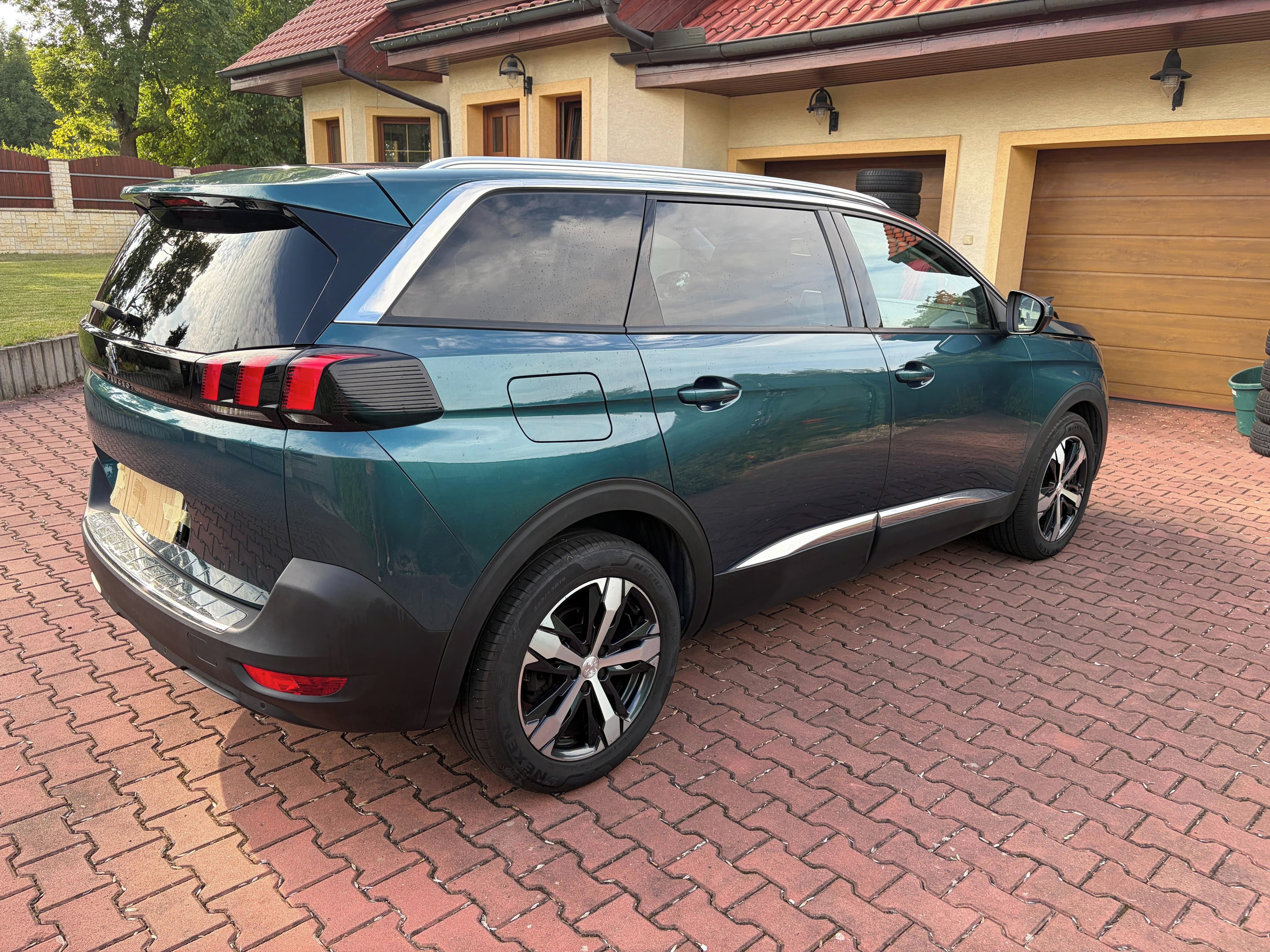 Peugeot 5008, 1.2PT, 96kw, ČR, tažné, - fotka 3