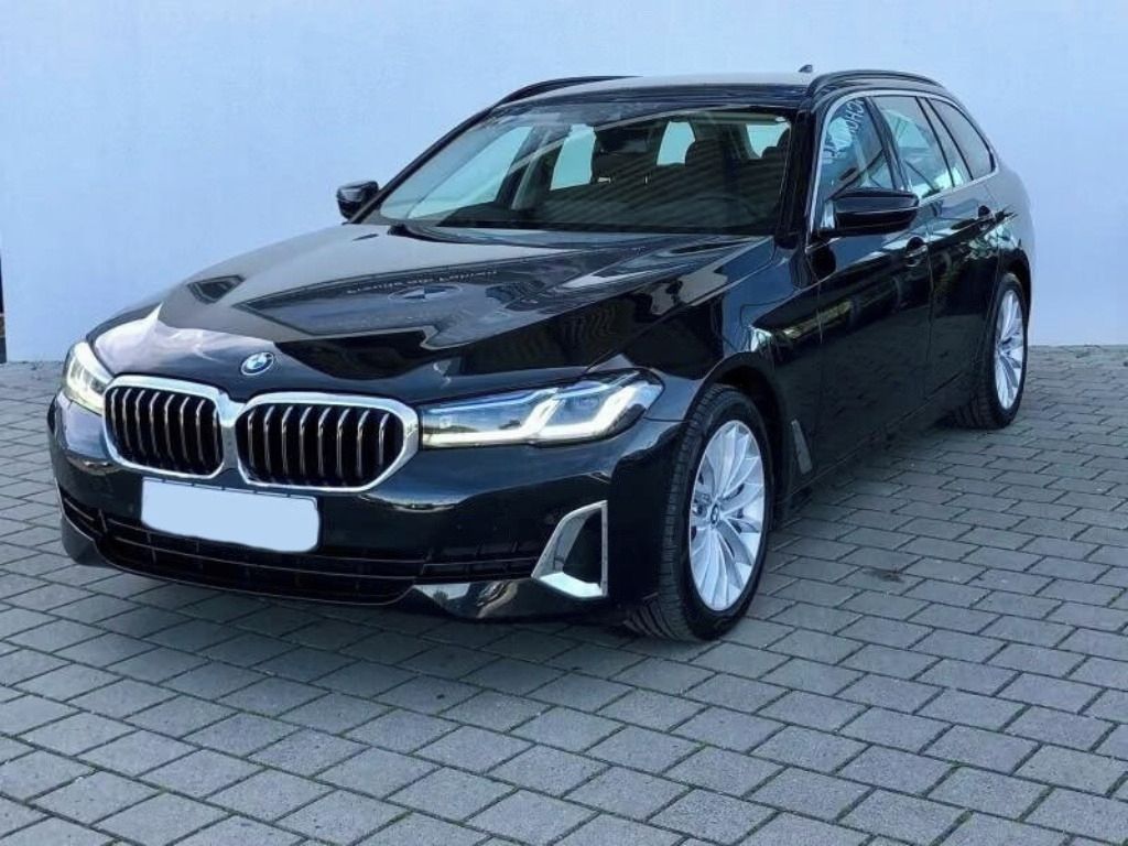 BMW Řada 5, 540i xDrive Touring Luxury